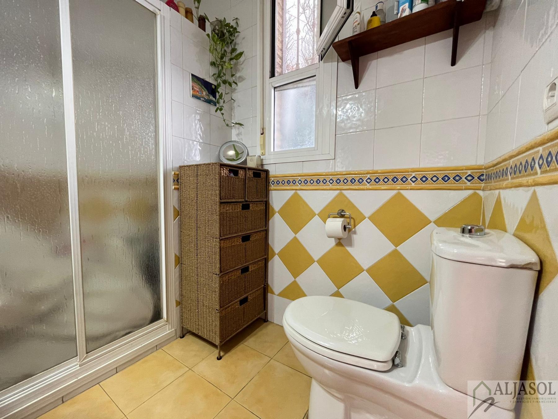 For sale of house in Umbrete