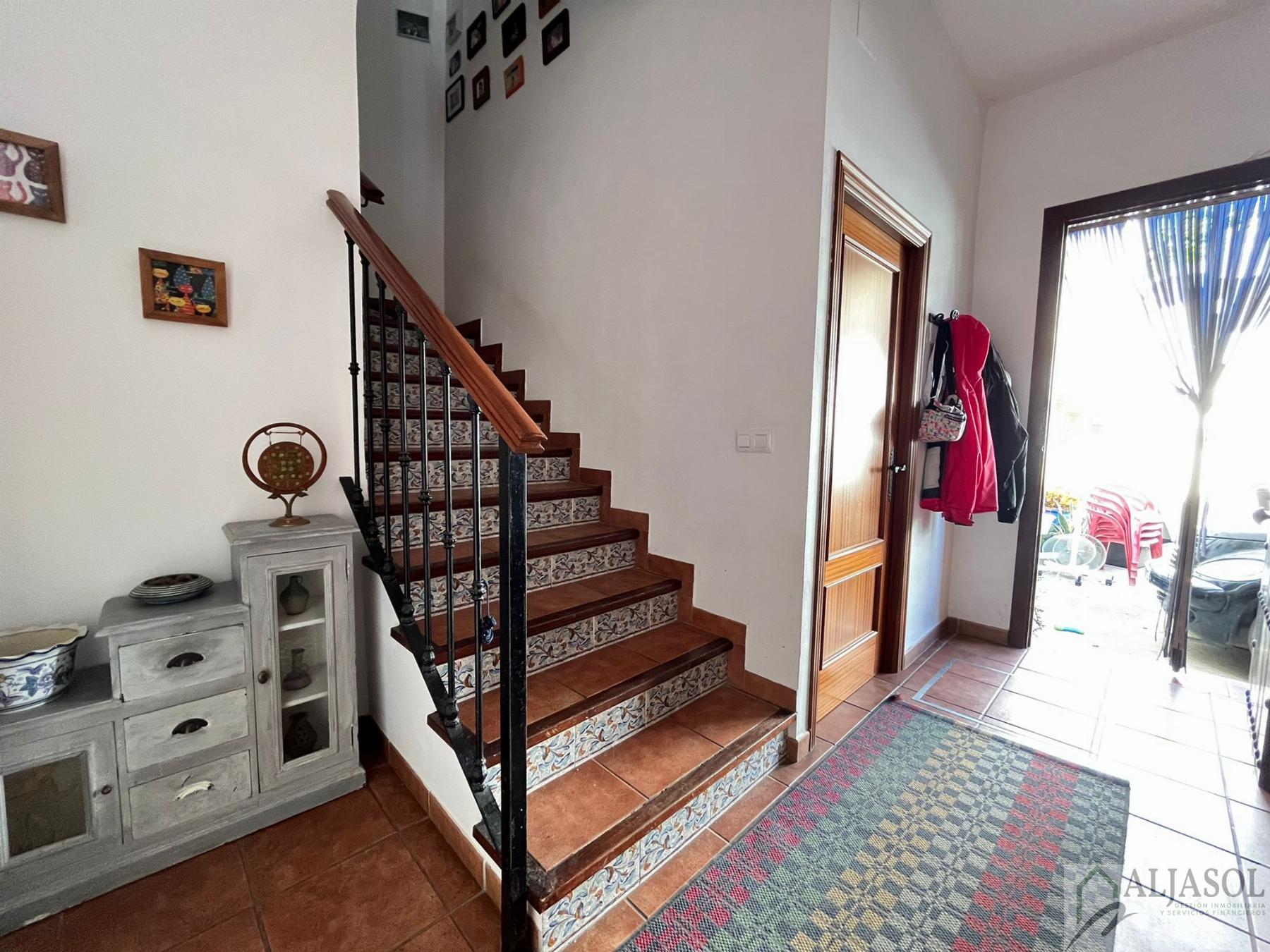 For sale of house in Umbrete