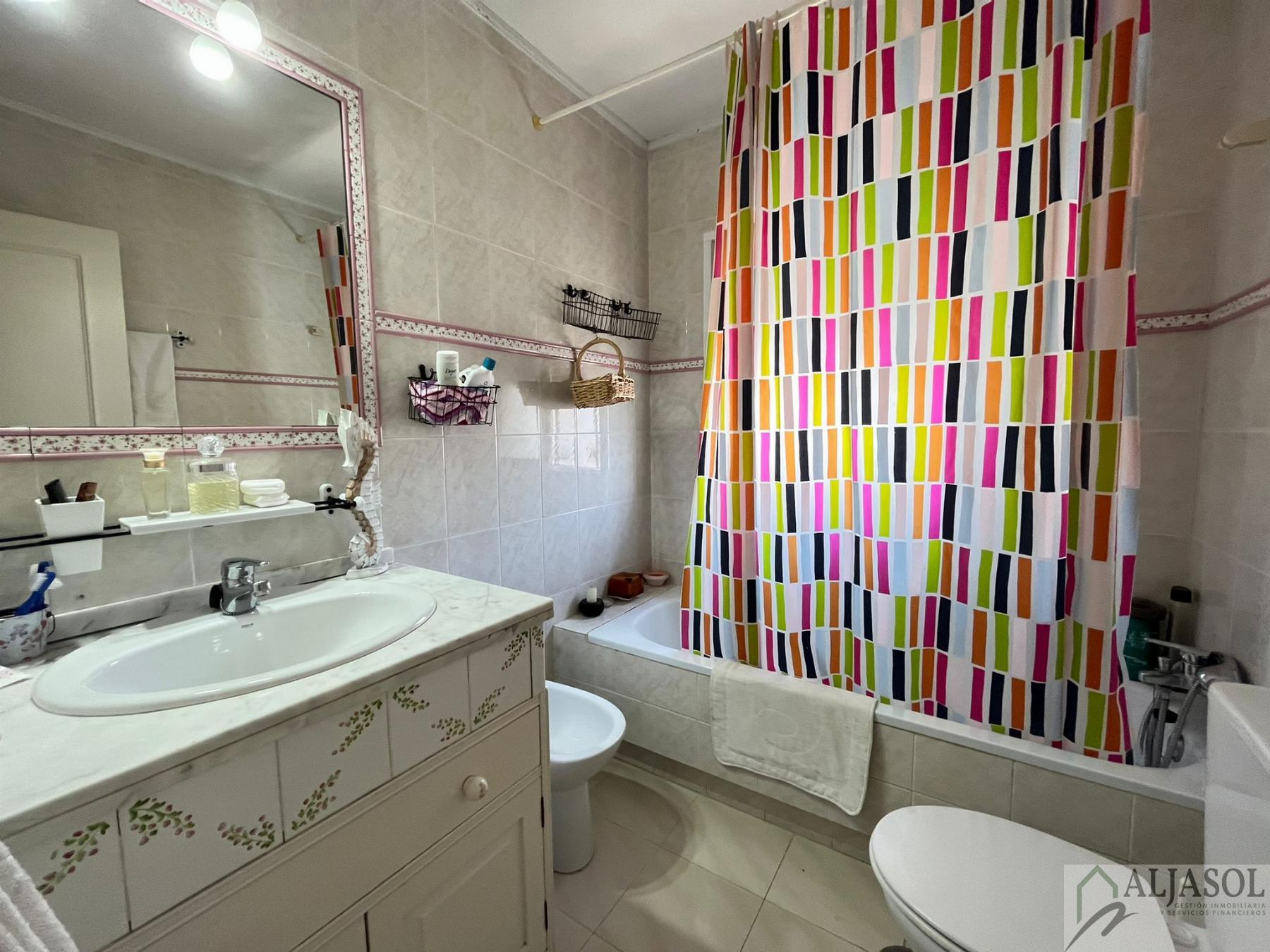 For sale of house in Olivares