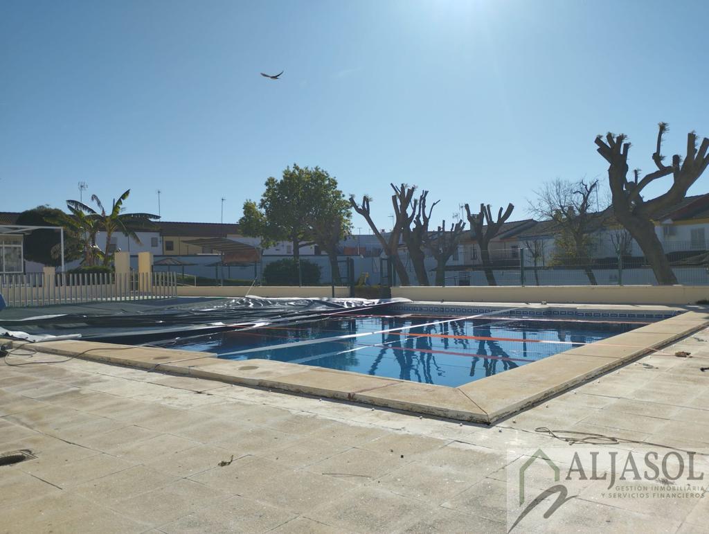 For sale of house in Olivares