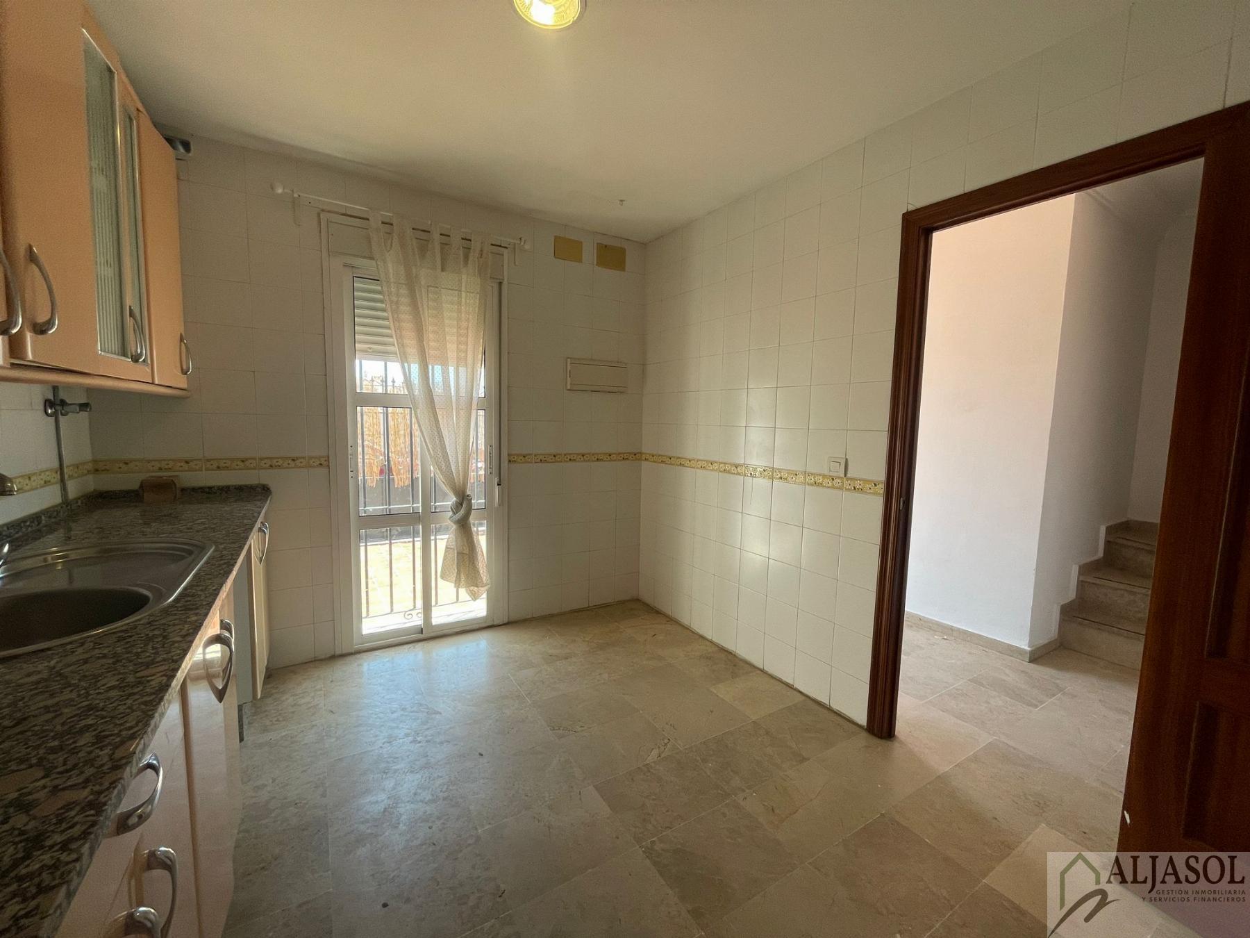 For sale of house in Bormujos