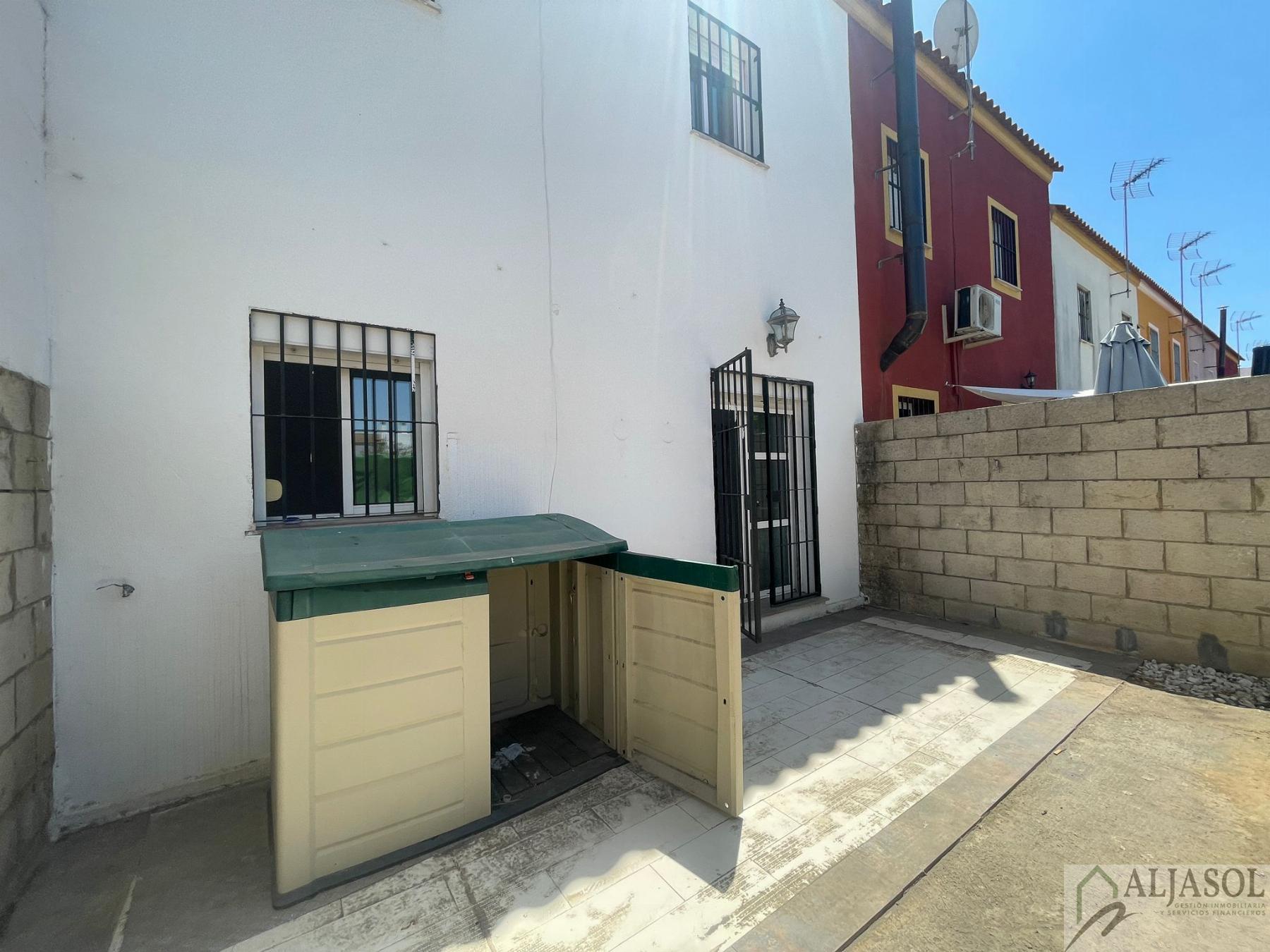 For sale of house in Bormujos