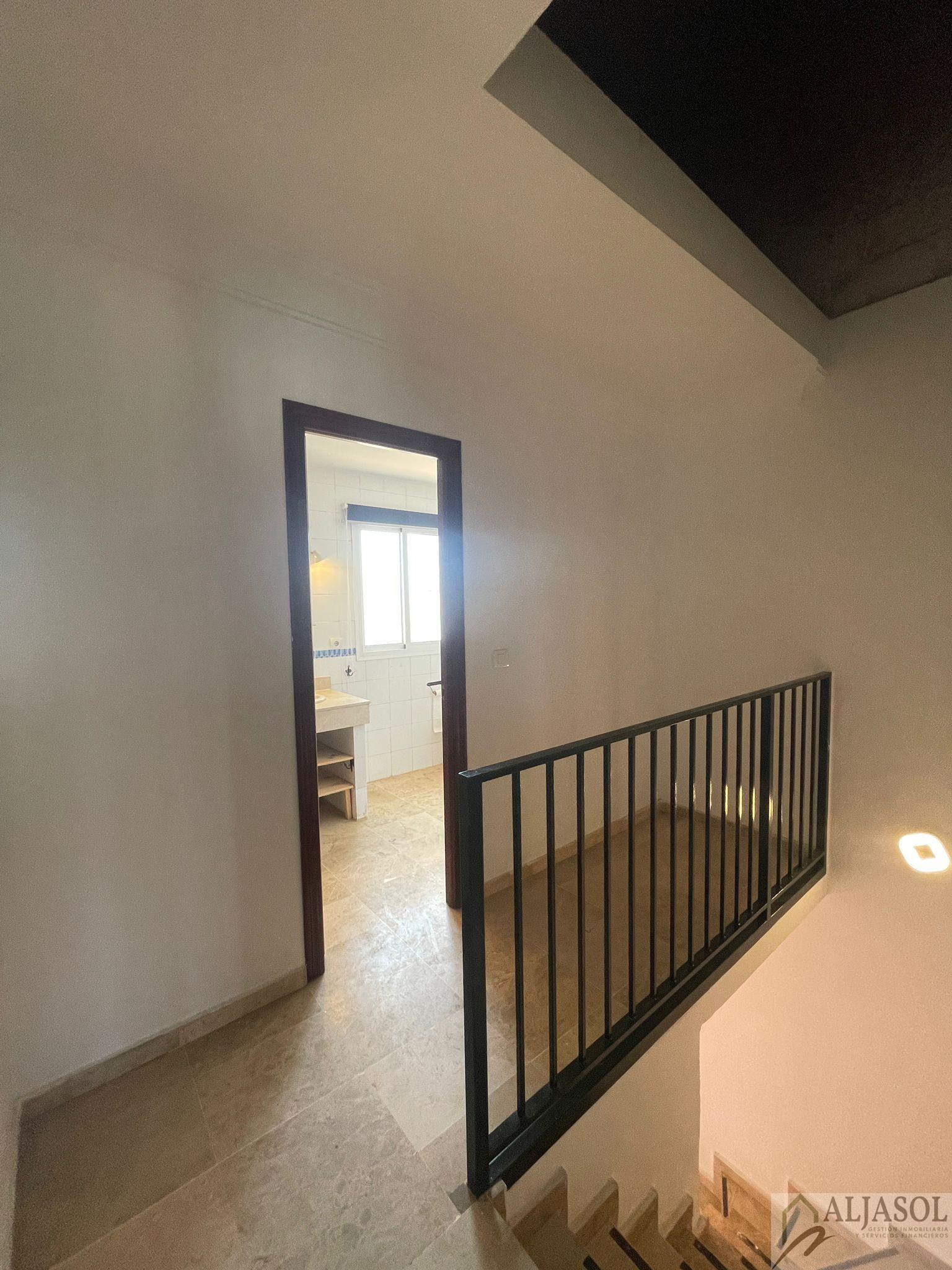 For sale of house in Bormujos