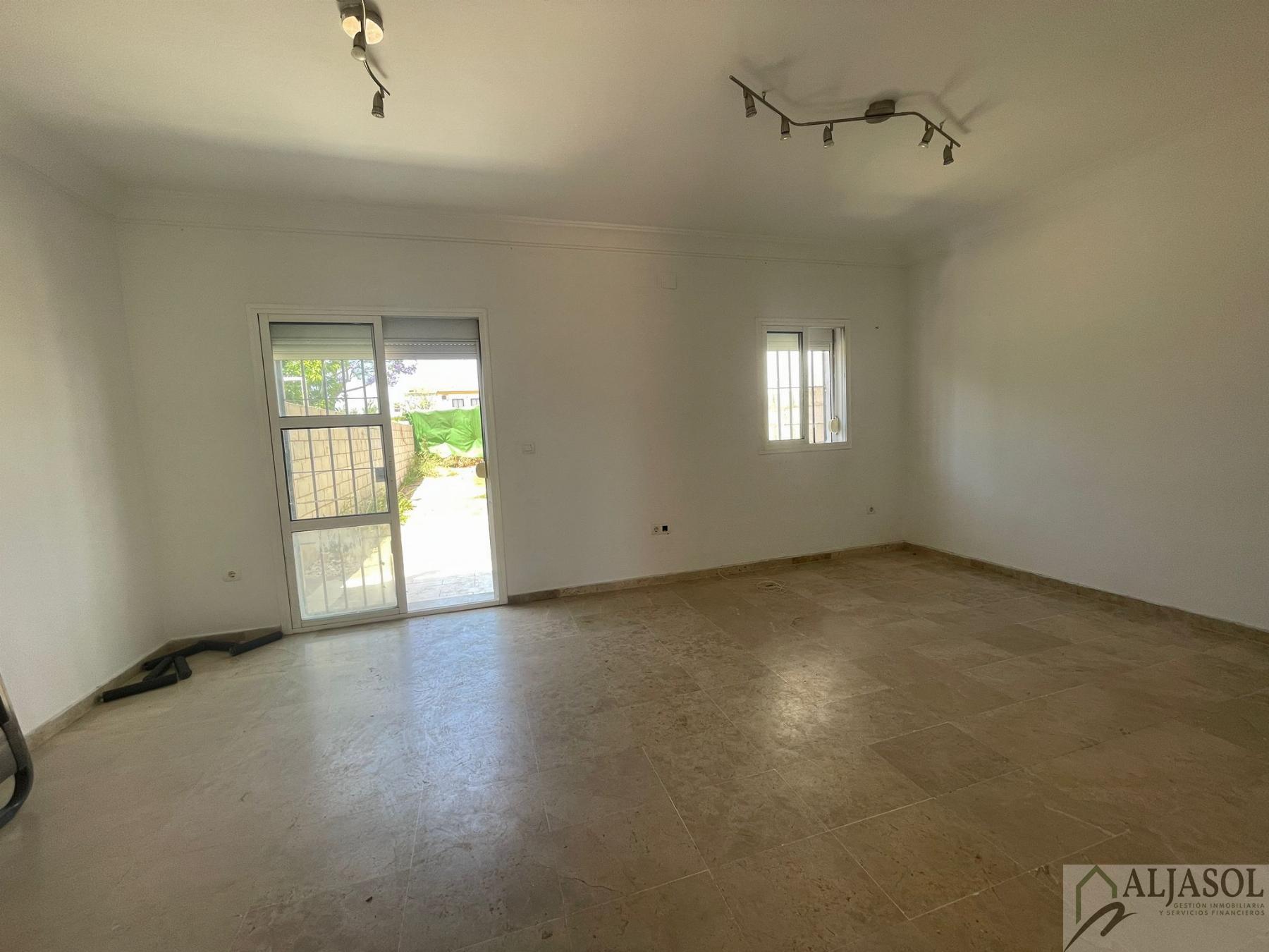 For sale of house in Bormujos