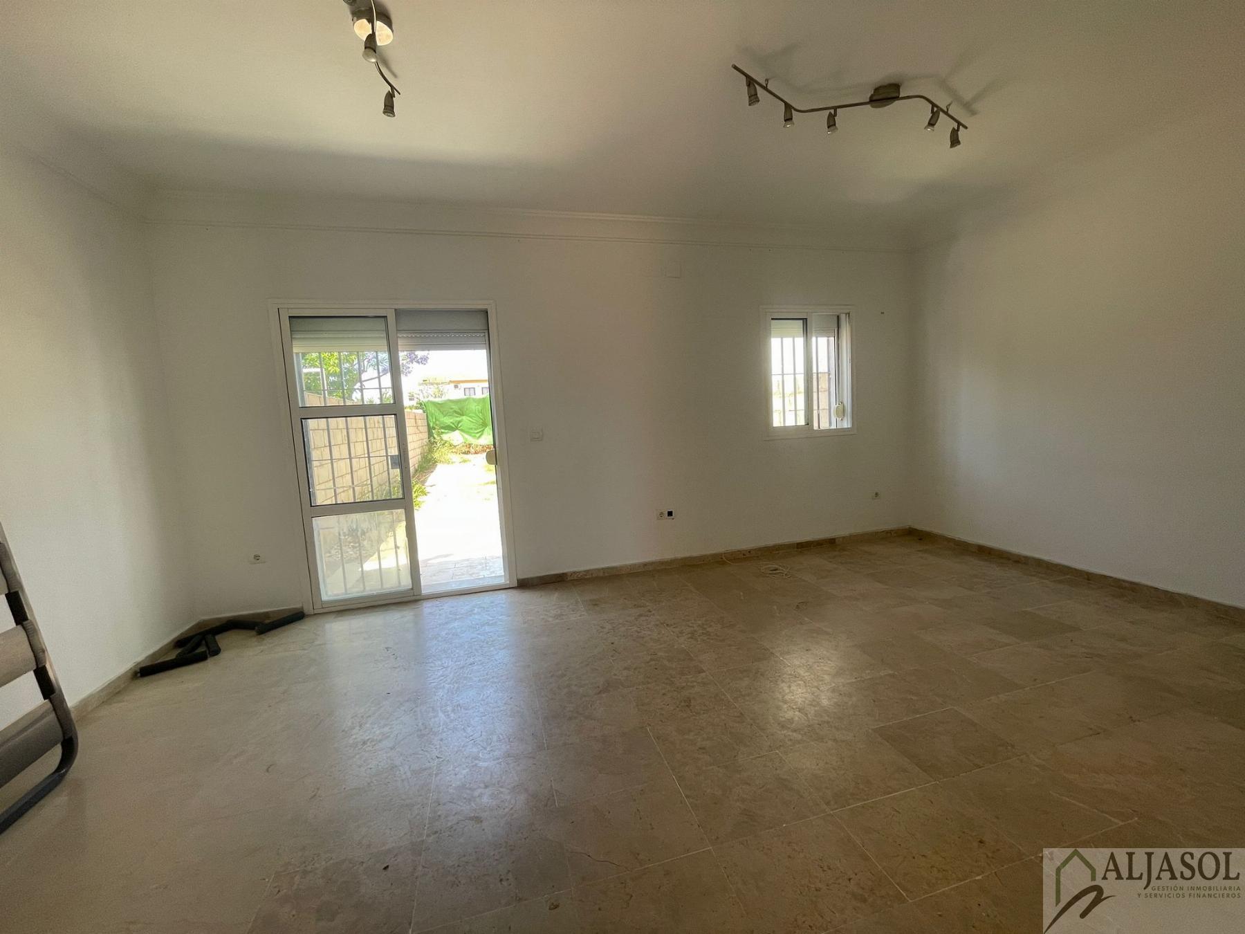 For sale of house in Bormujos