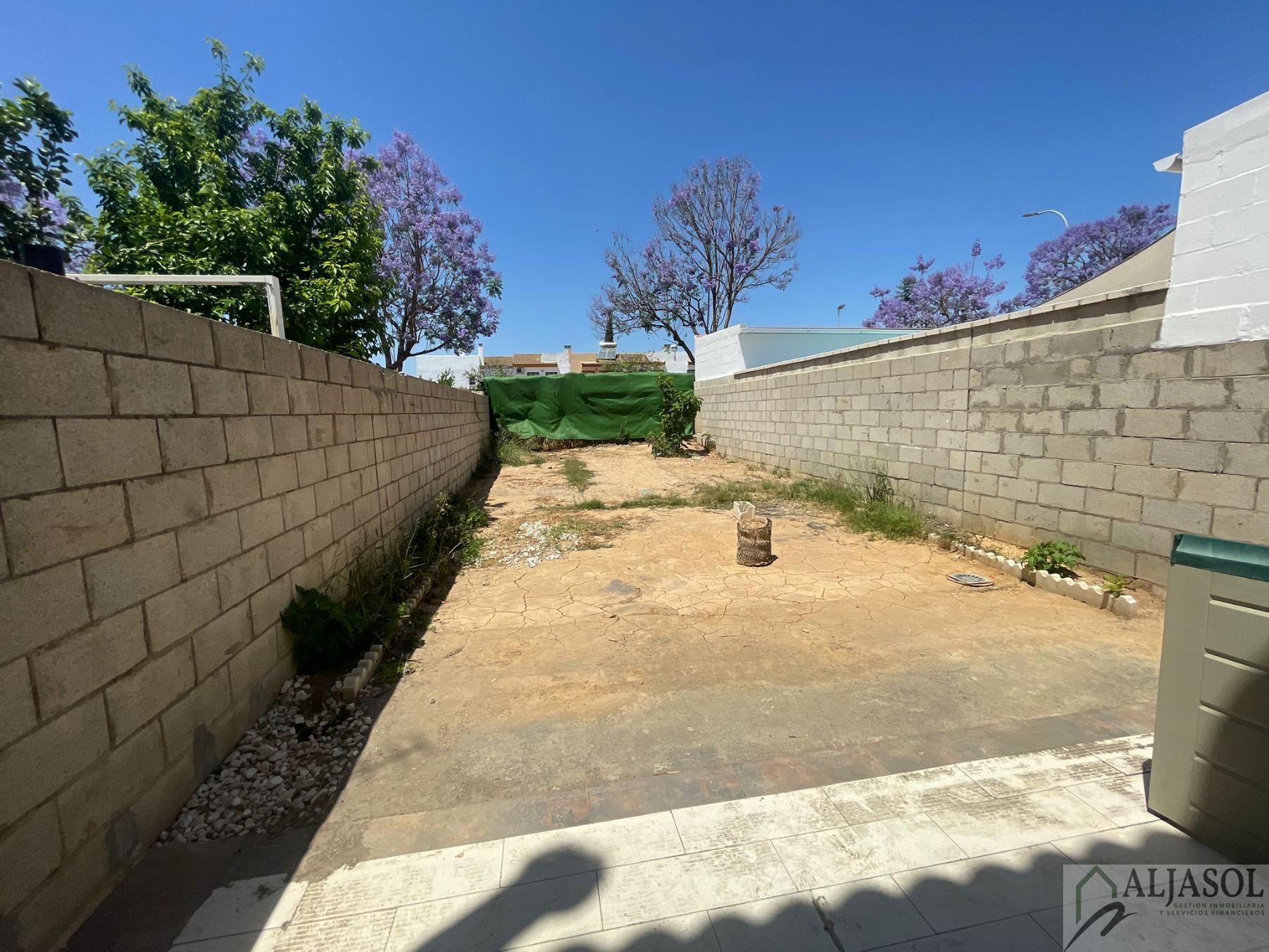 For sale of house in Bormujos