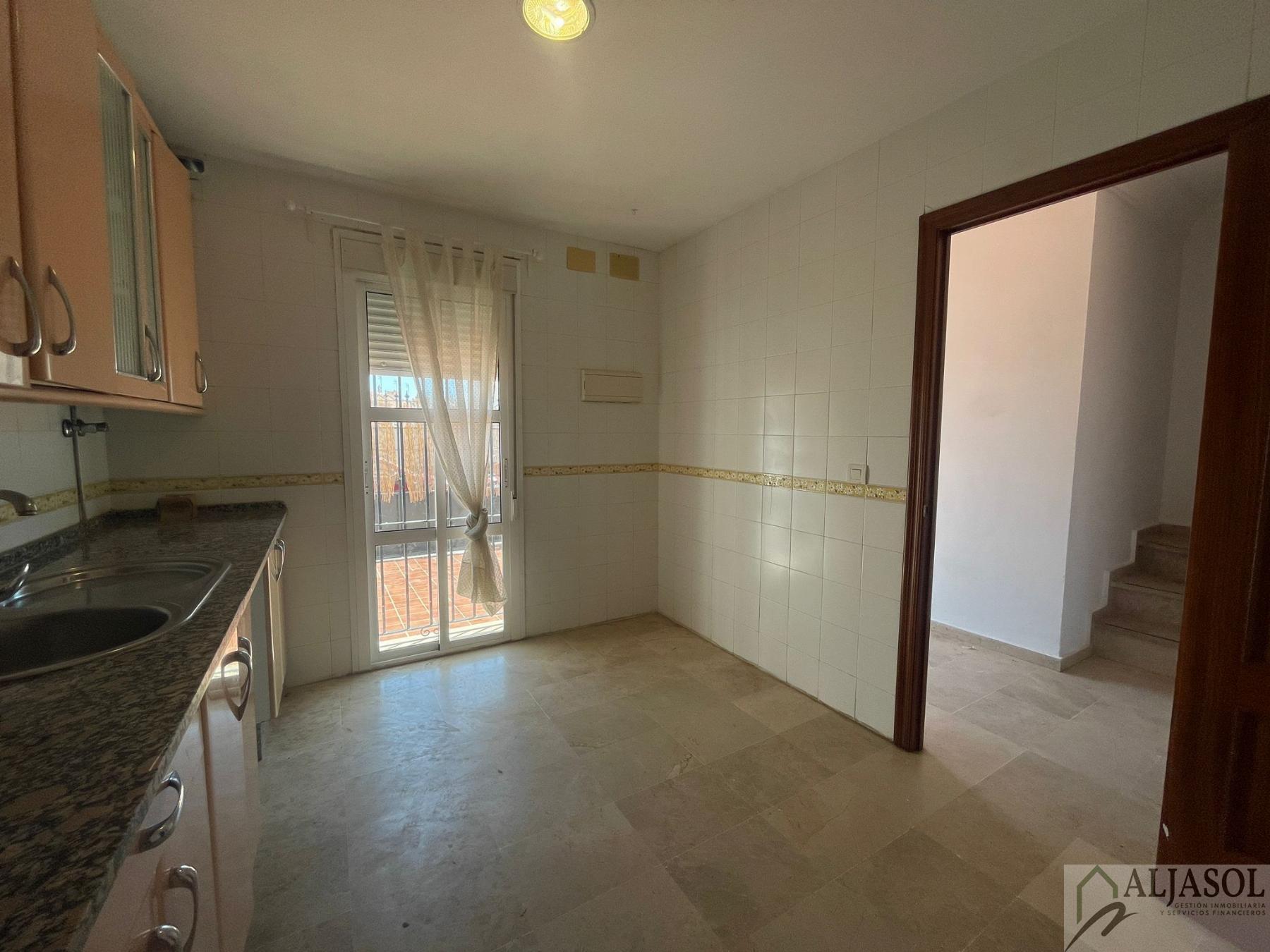For sale of house in Bormujos