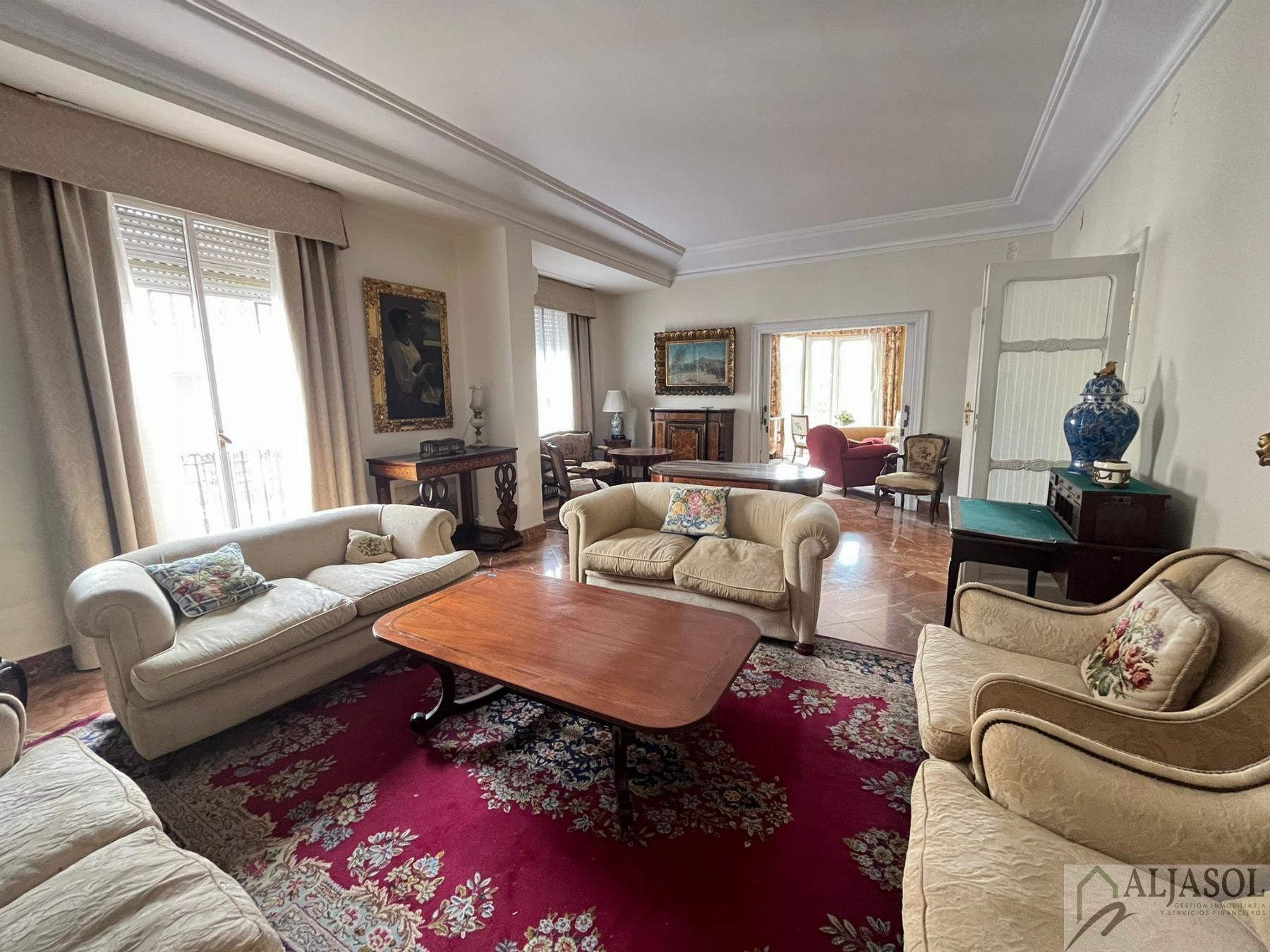 For sale of flat in Sevilla