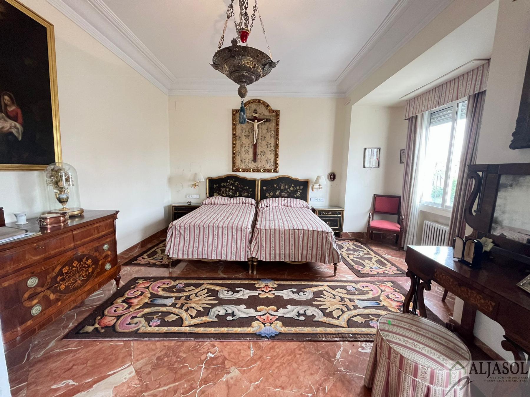 For sale of flat in Sevilla