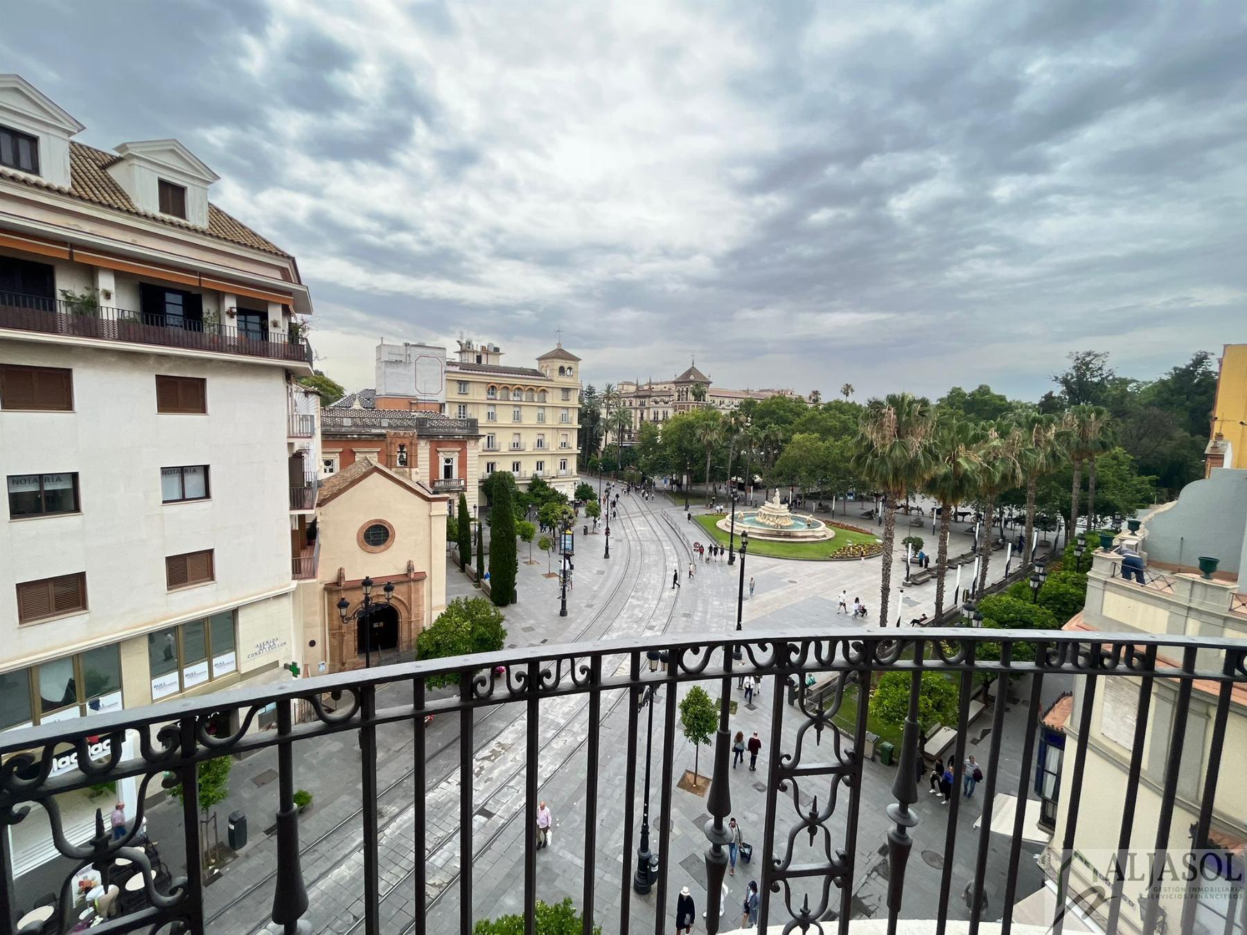 For sale of flat in Sevilla