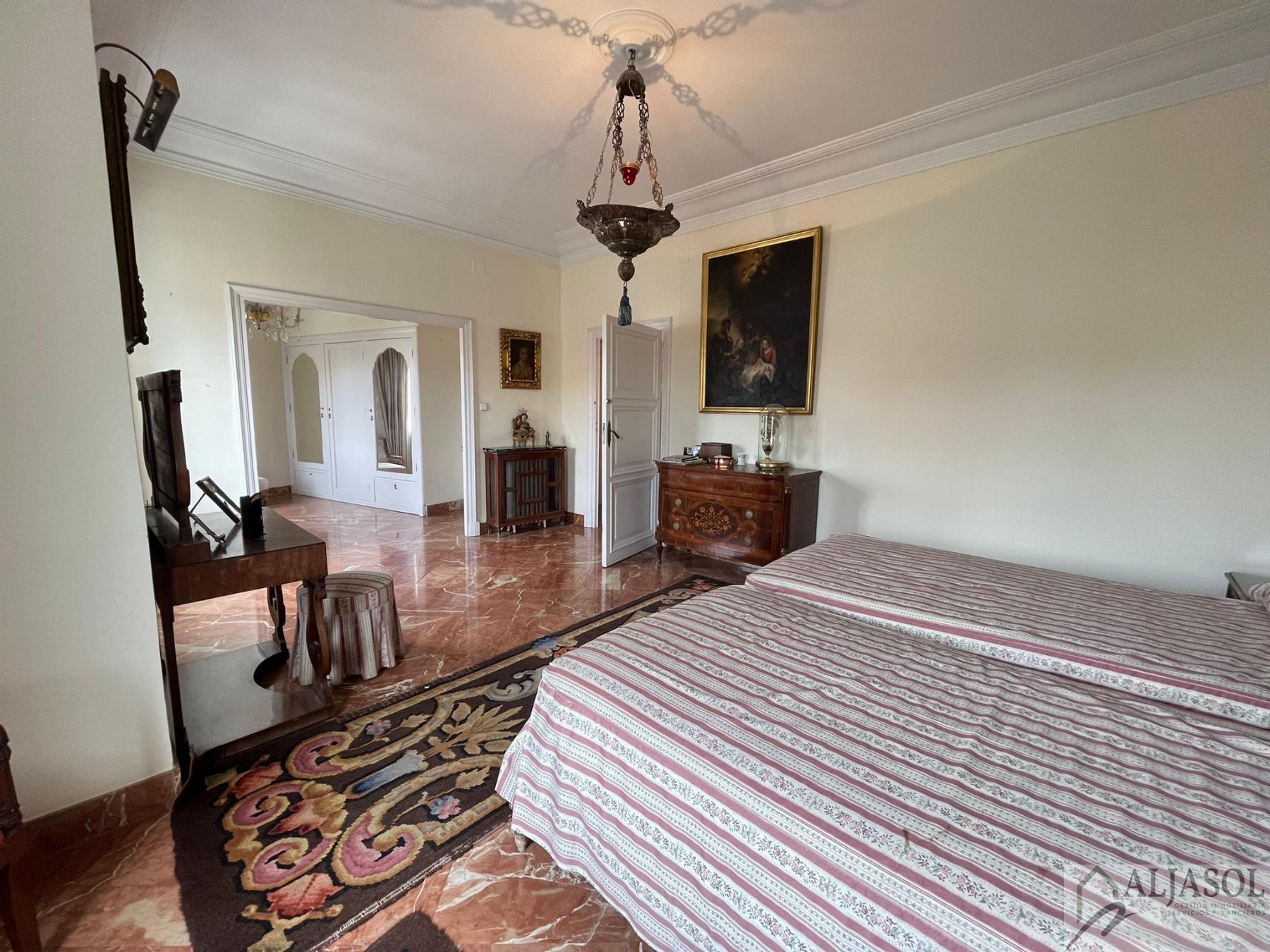 For sale of flat in Sevilla