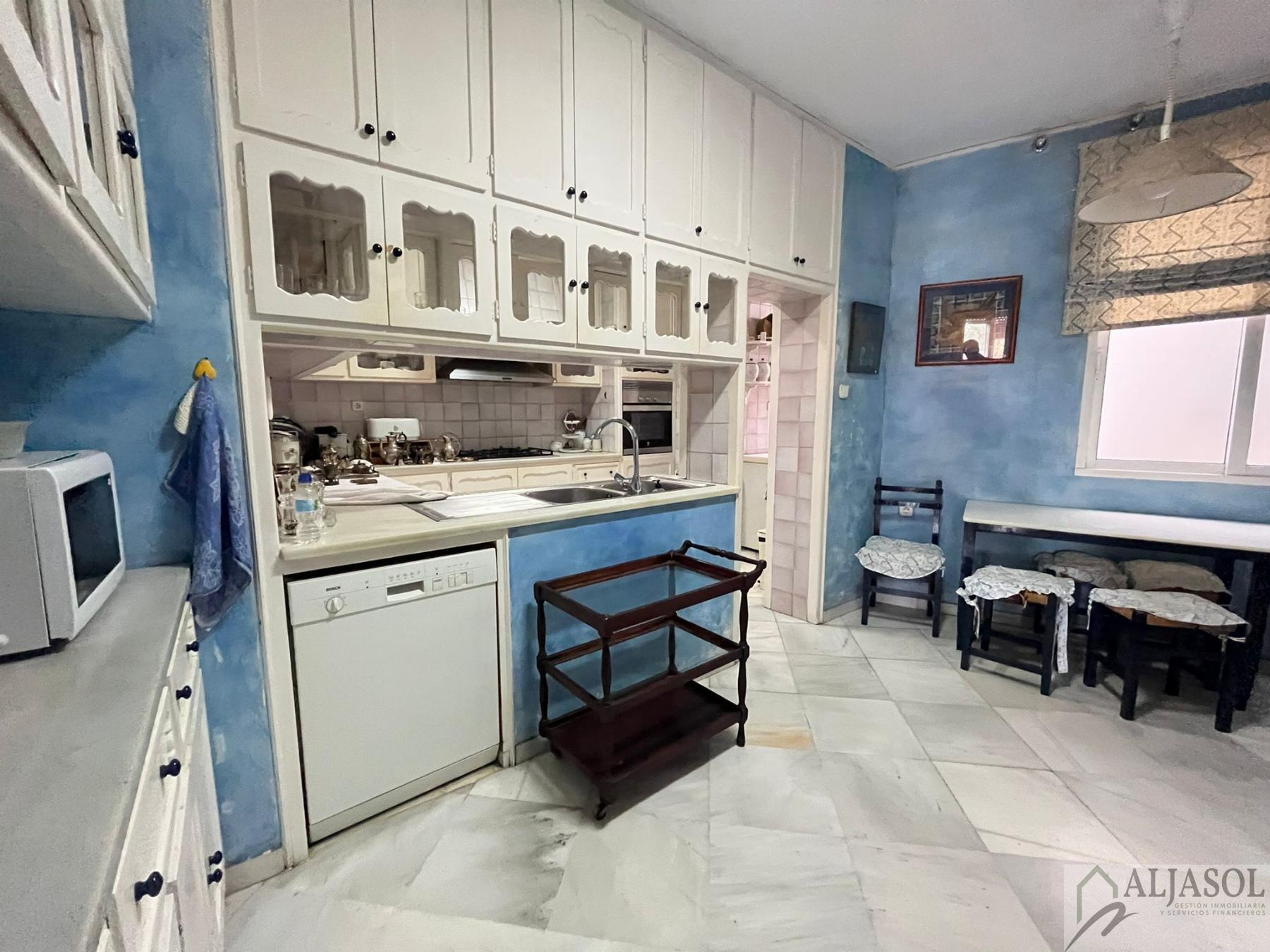 For sale of flat in Sevilla