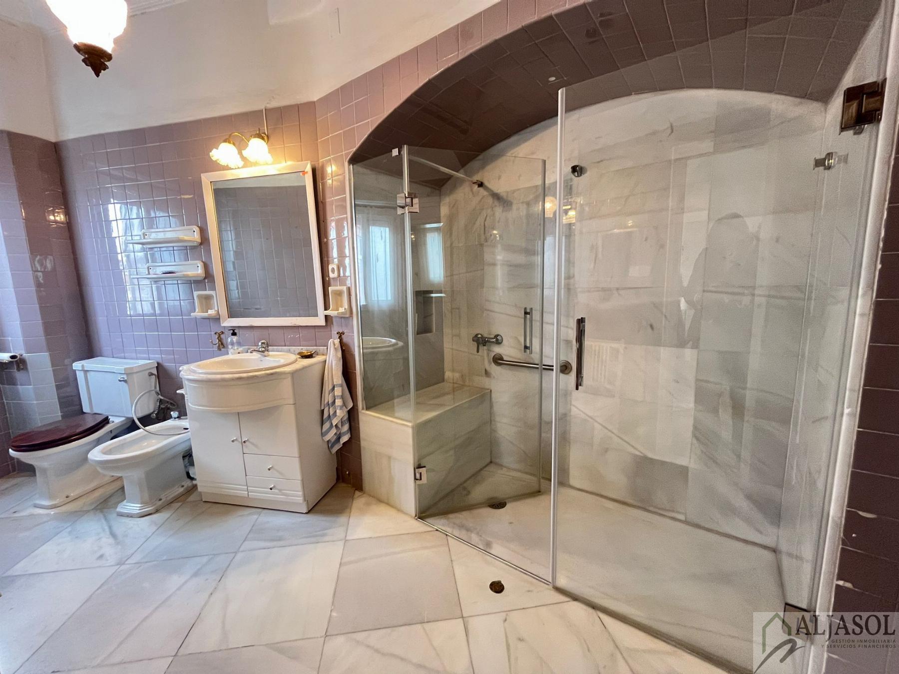 For sale of flat in Sevilla
