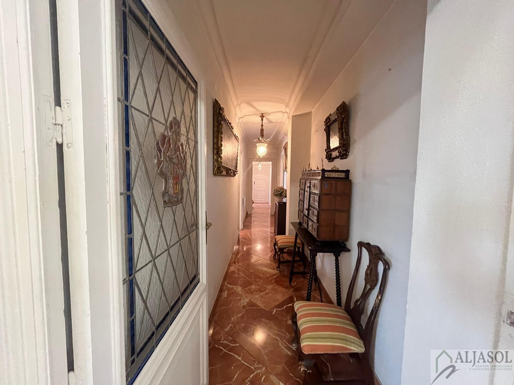 For sale of flat in Sevilla