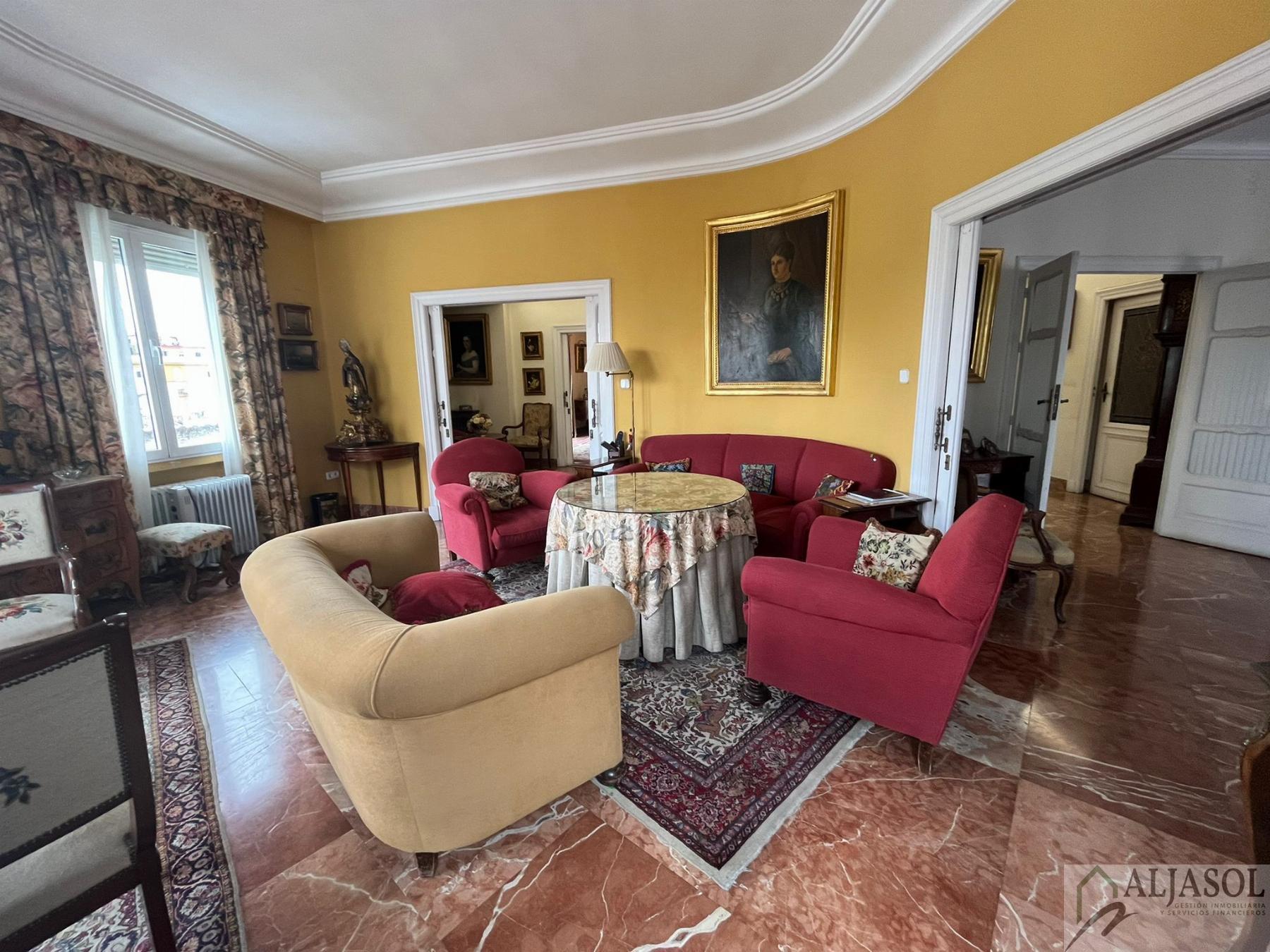 For sale of flat in Sevilla