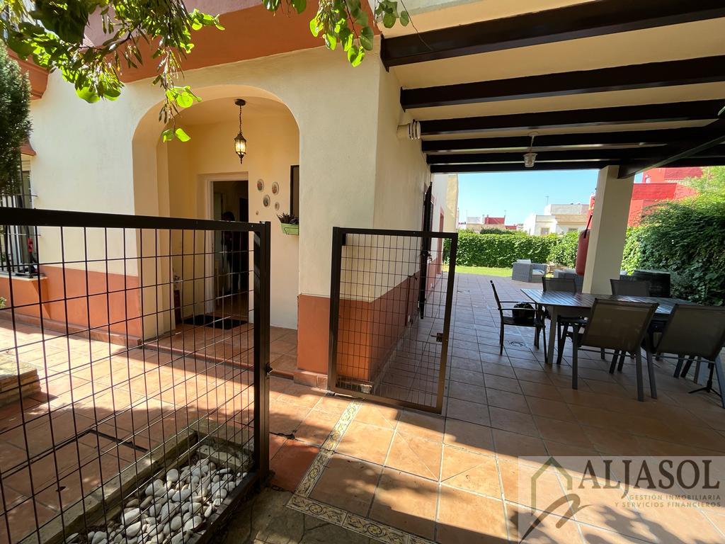 For sale of house in Valencina de la Concepción