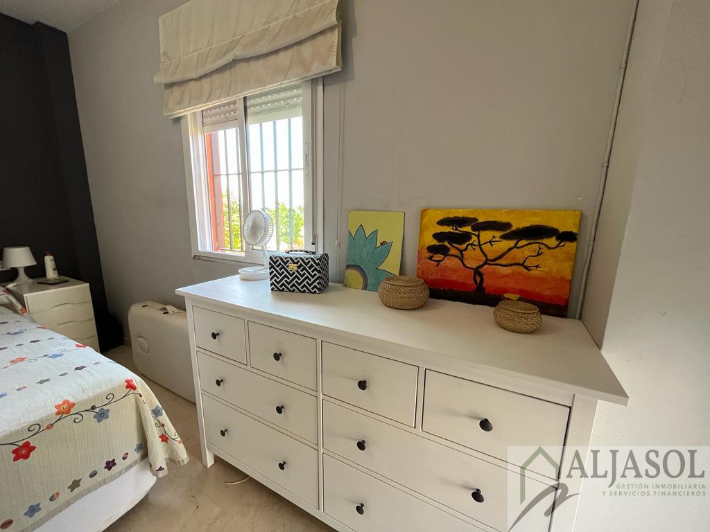 For sale of house in Valencina de la Concepción