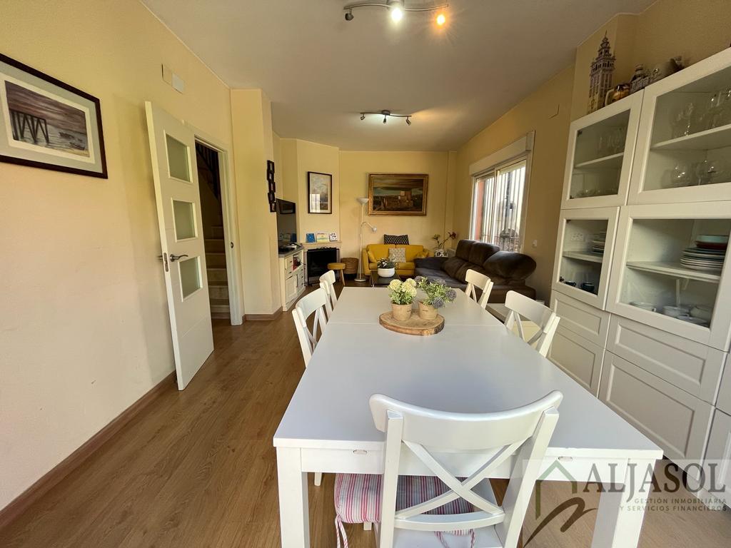 For sale of house in Valencina de la Concepción