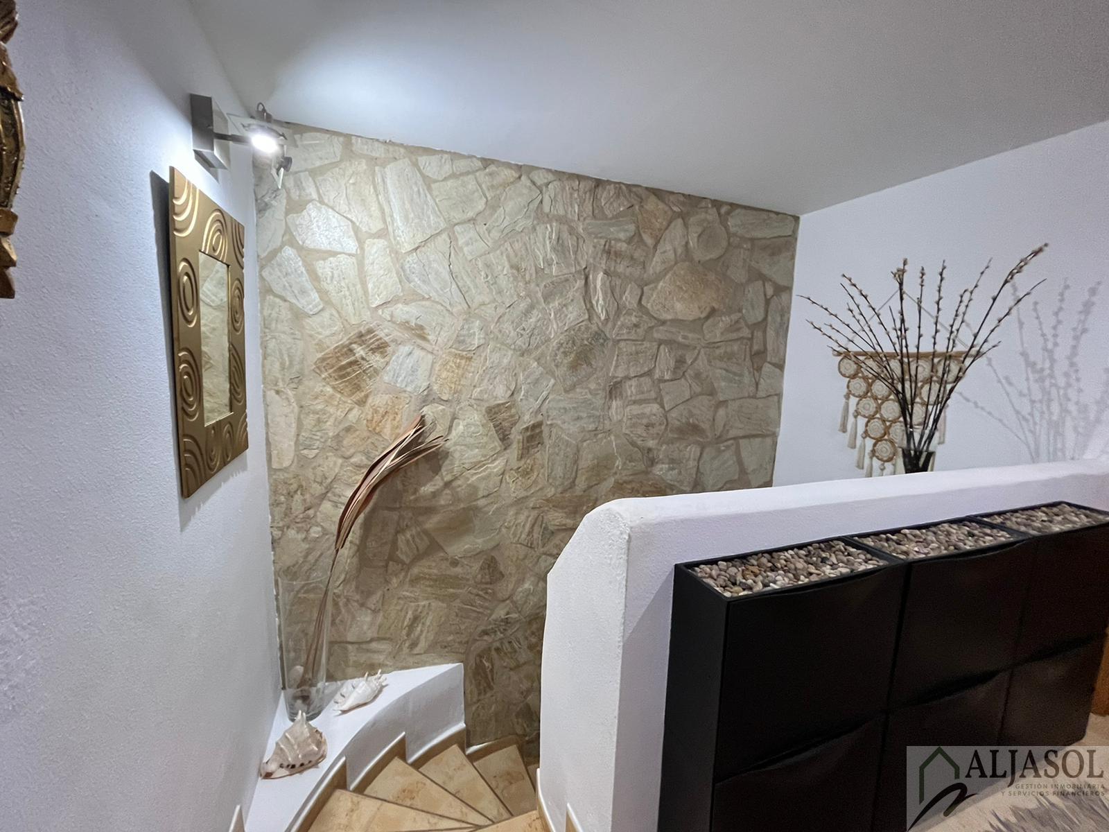 For sale of house in Umbrete