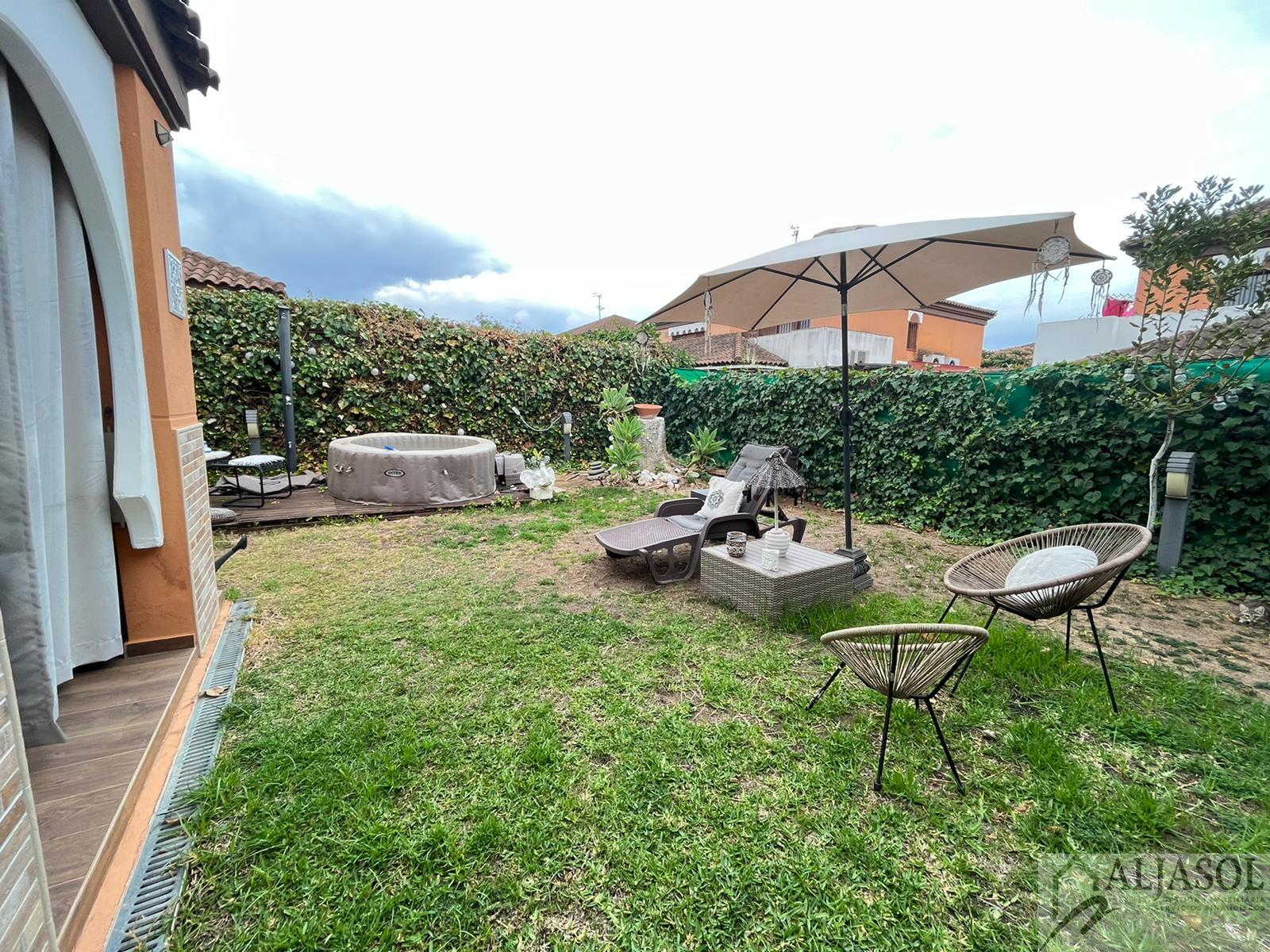 For sale of house in Umbrete