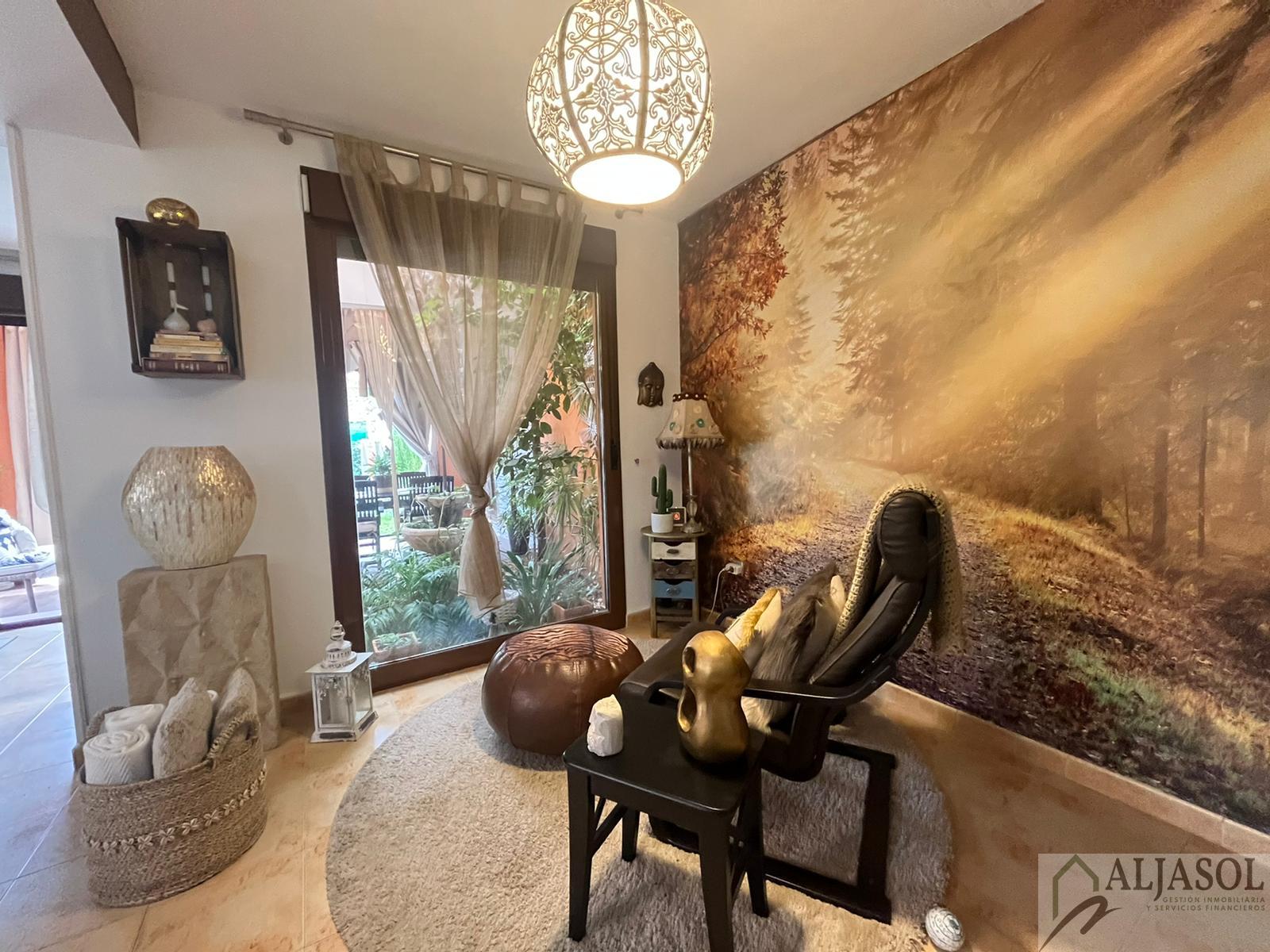For sale of house in Umbrete