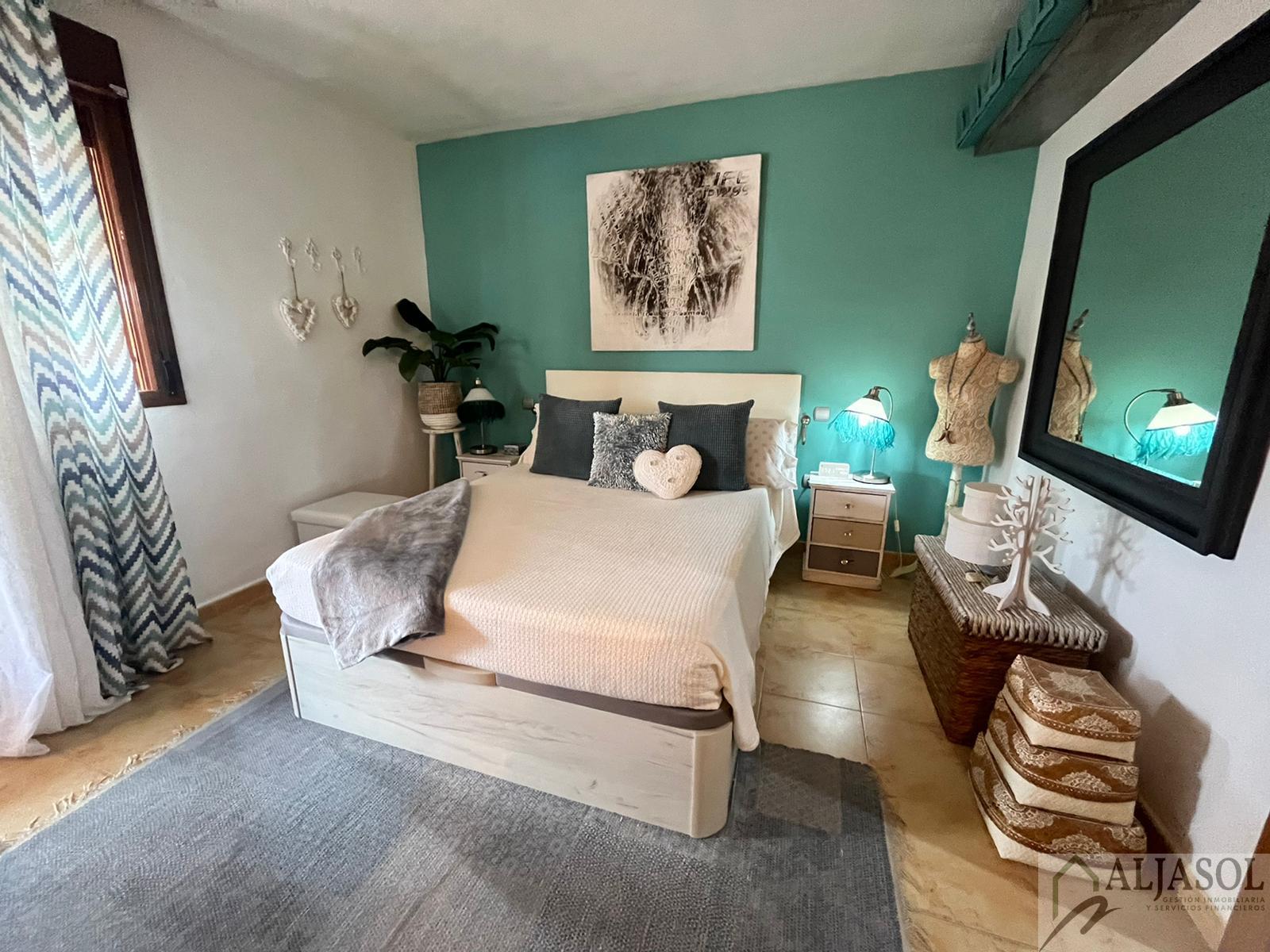 For sale of house in Umbrete
