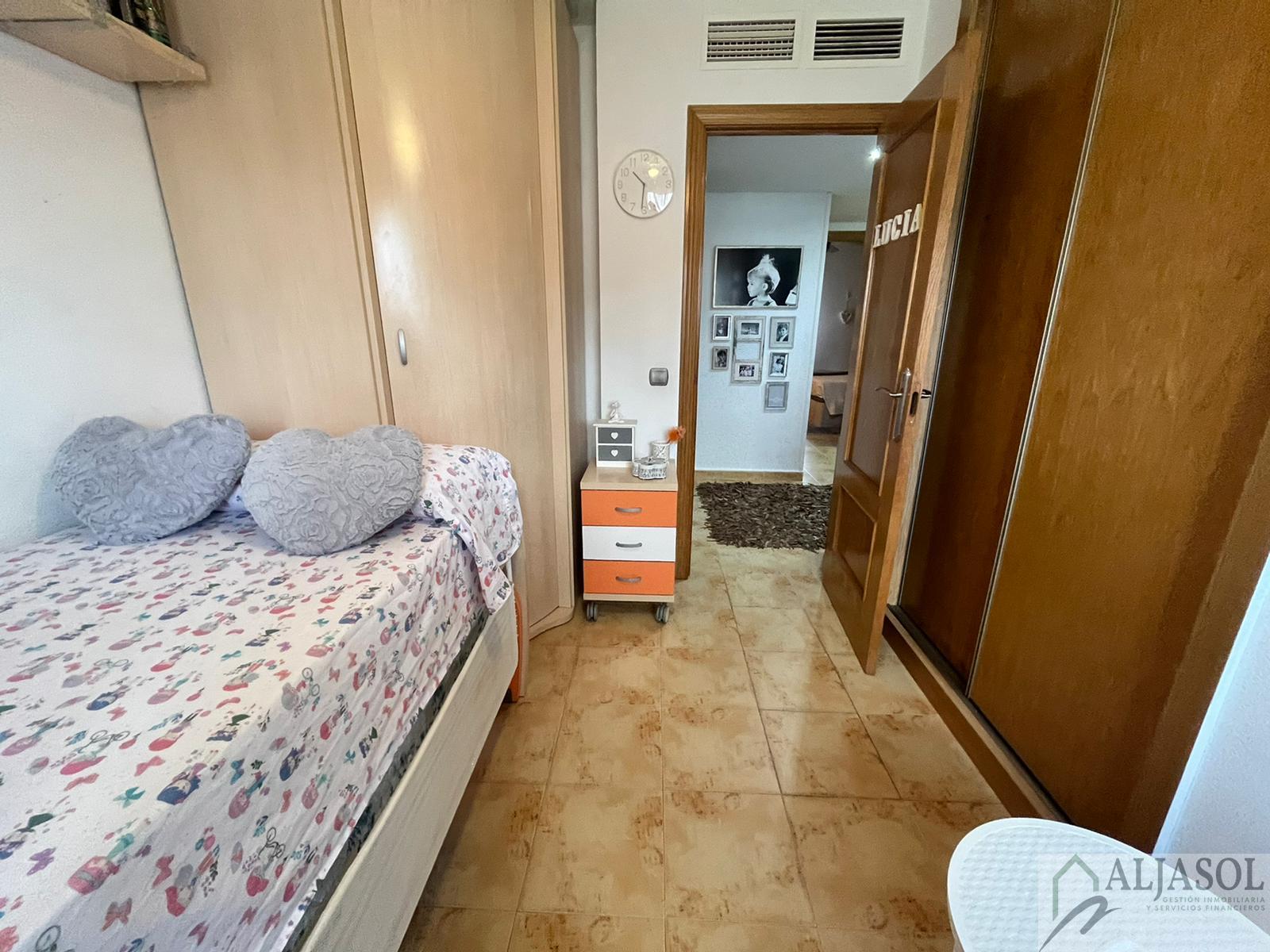 For sale of house in Umbrete