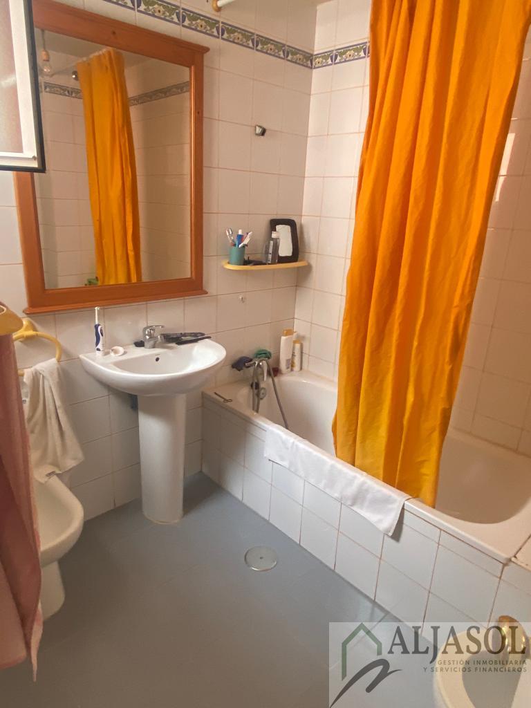 Venta de casa en Benacazón