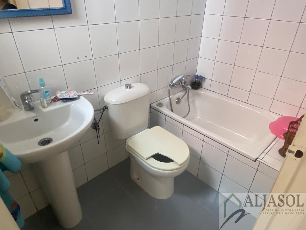 Venta de casa en Benacazón