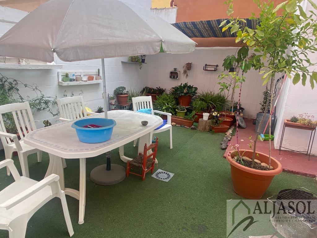 Venta de casa en Benacazón
