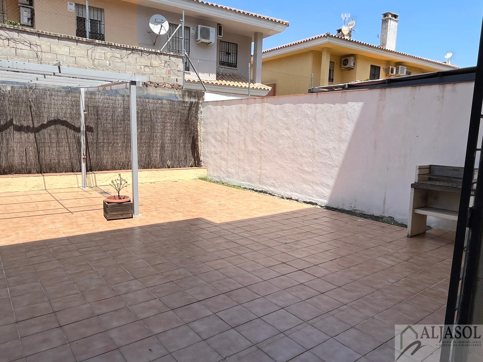 For sale of house in Bormujos