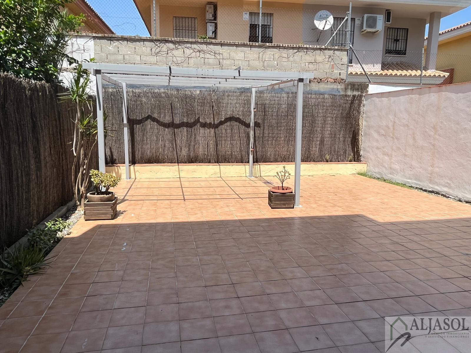 For sale of house in Bormujos