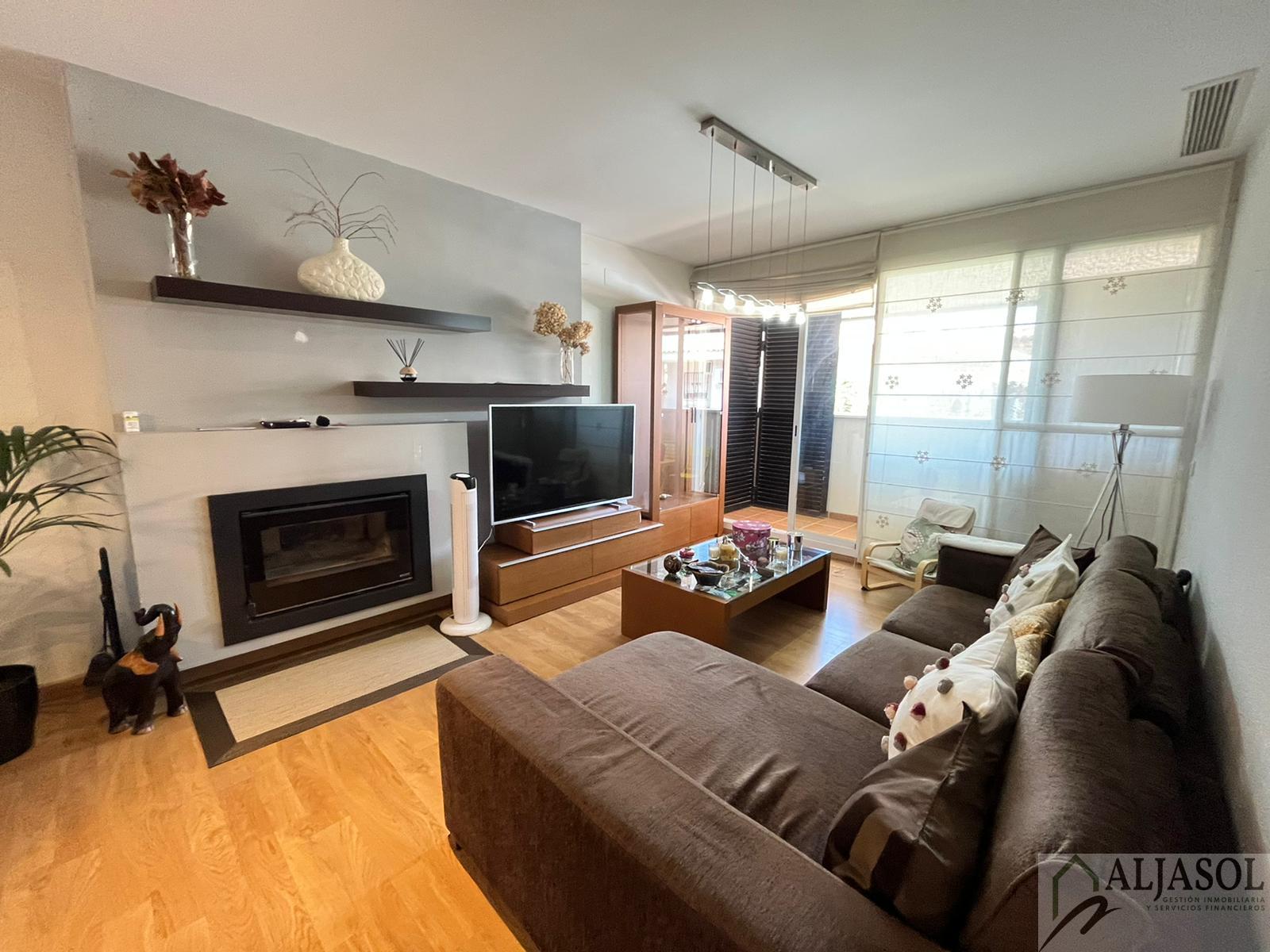 For sale of house in Bormujos