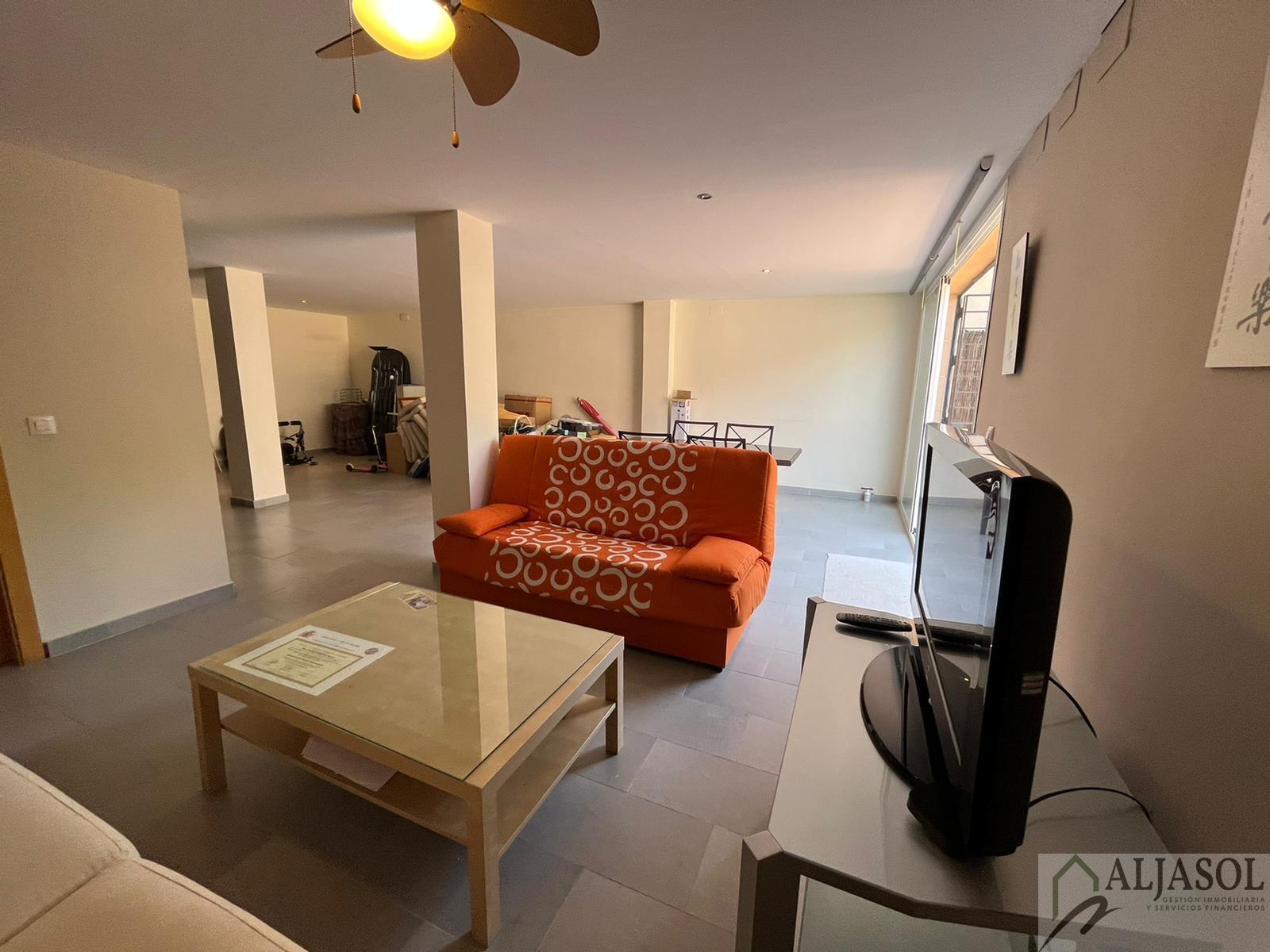 For sale of house in Bormujos