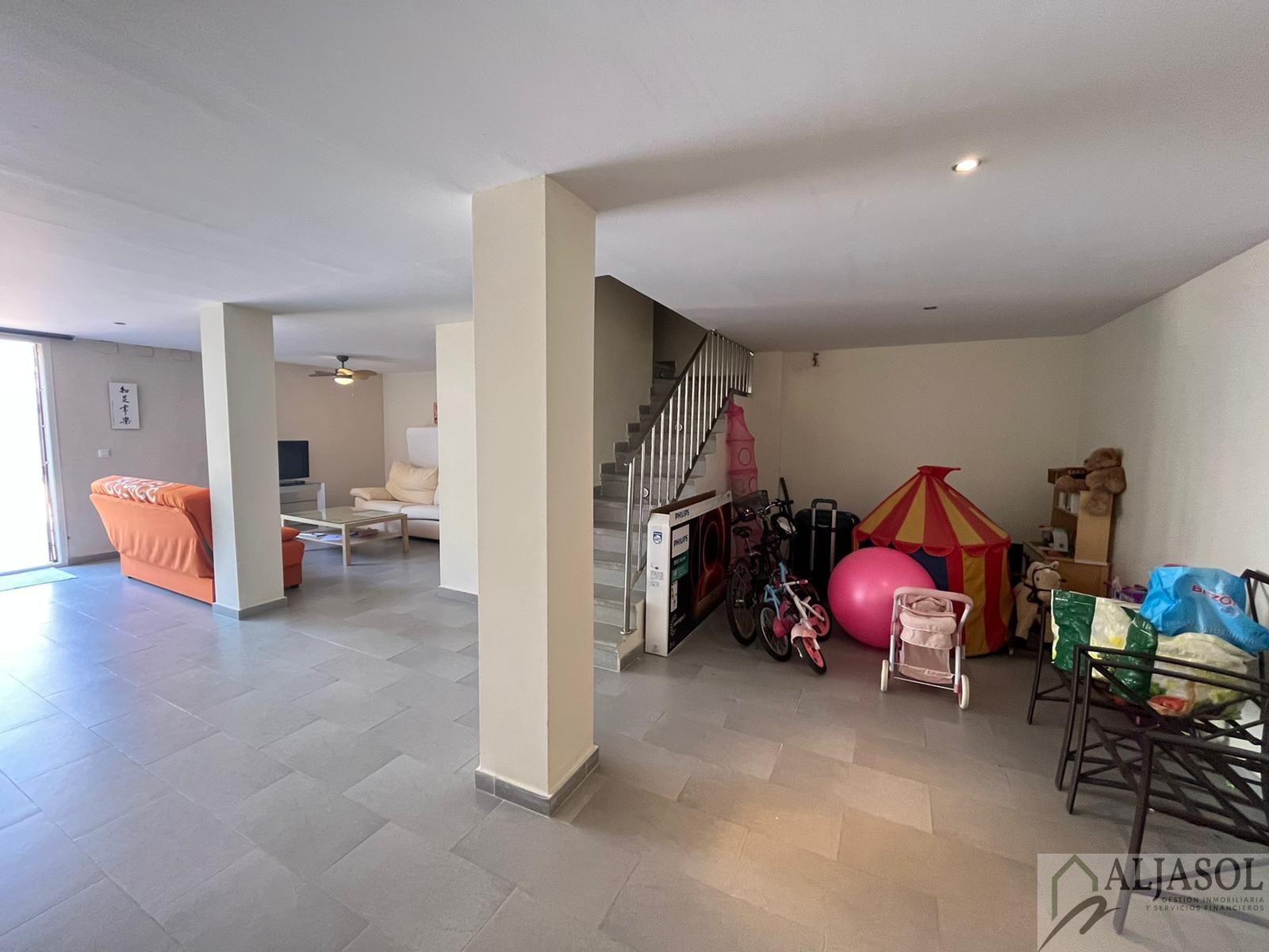 For sale of house in Bormujos