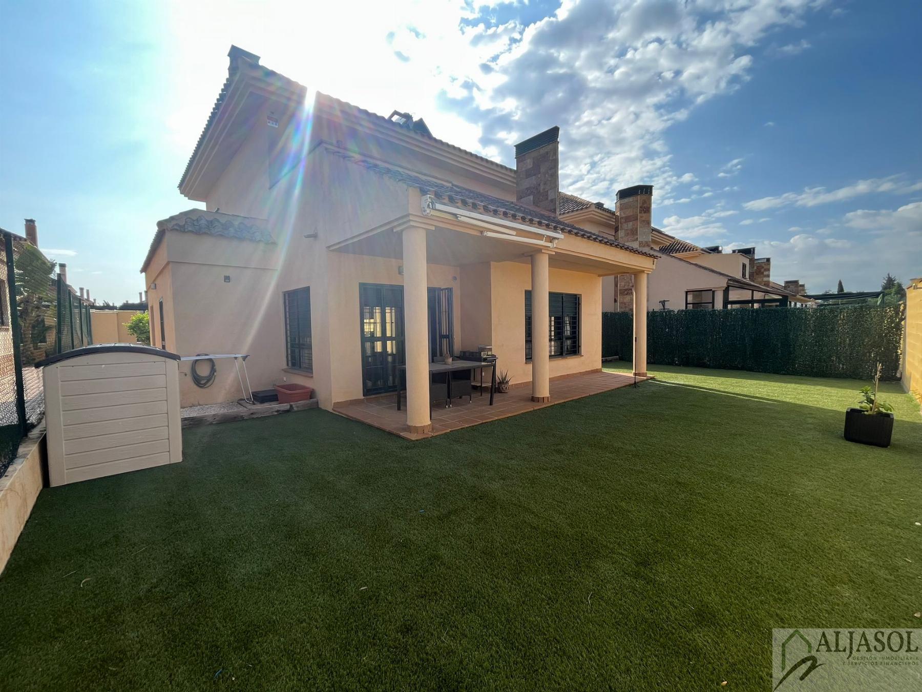 Venta de chalet en Palomares del Río