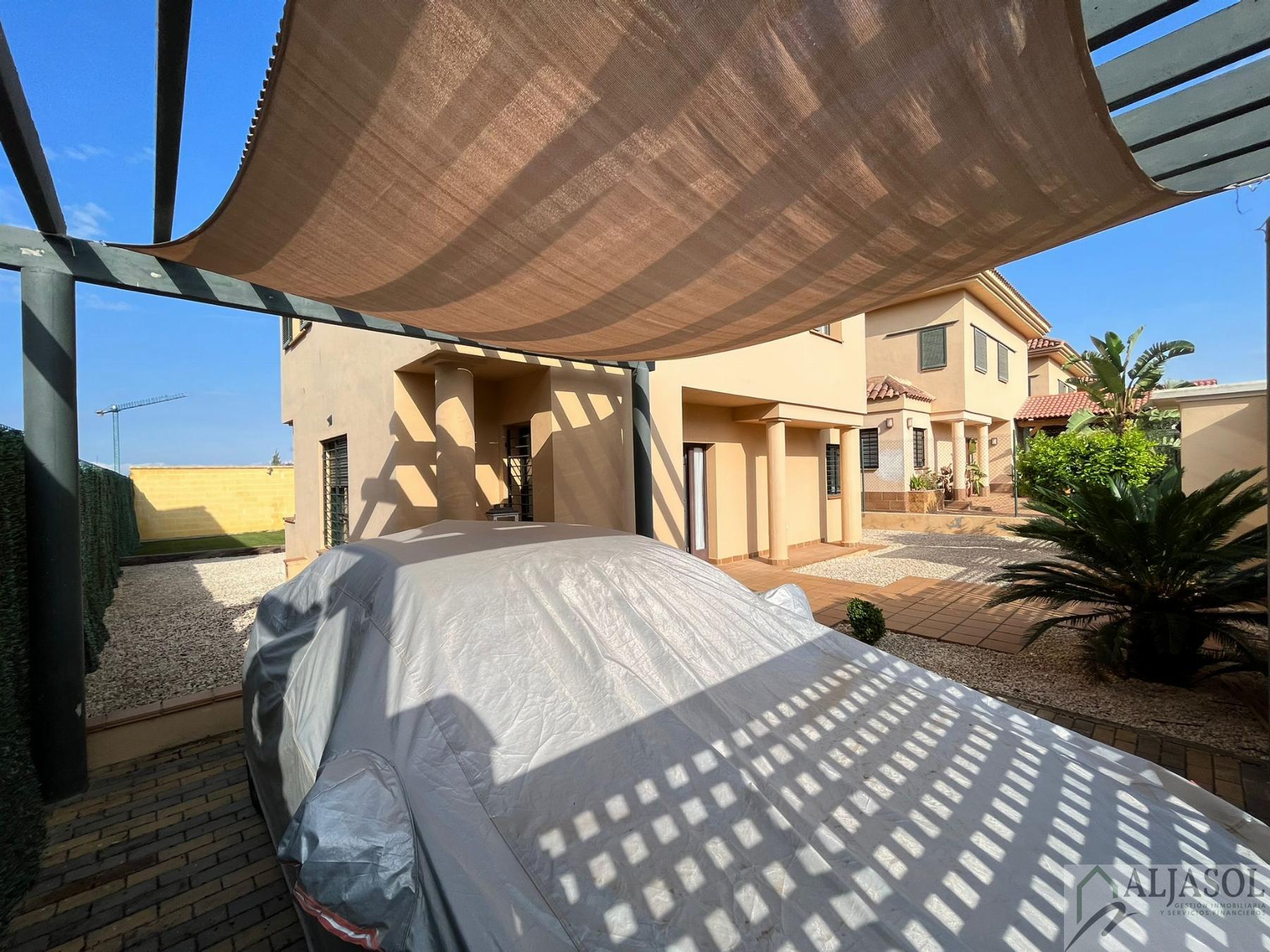 Venta de chalet en Palomares del Río