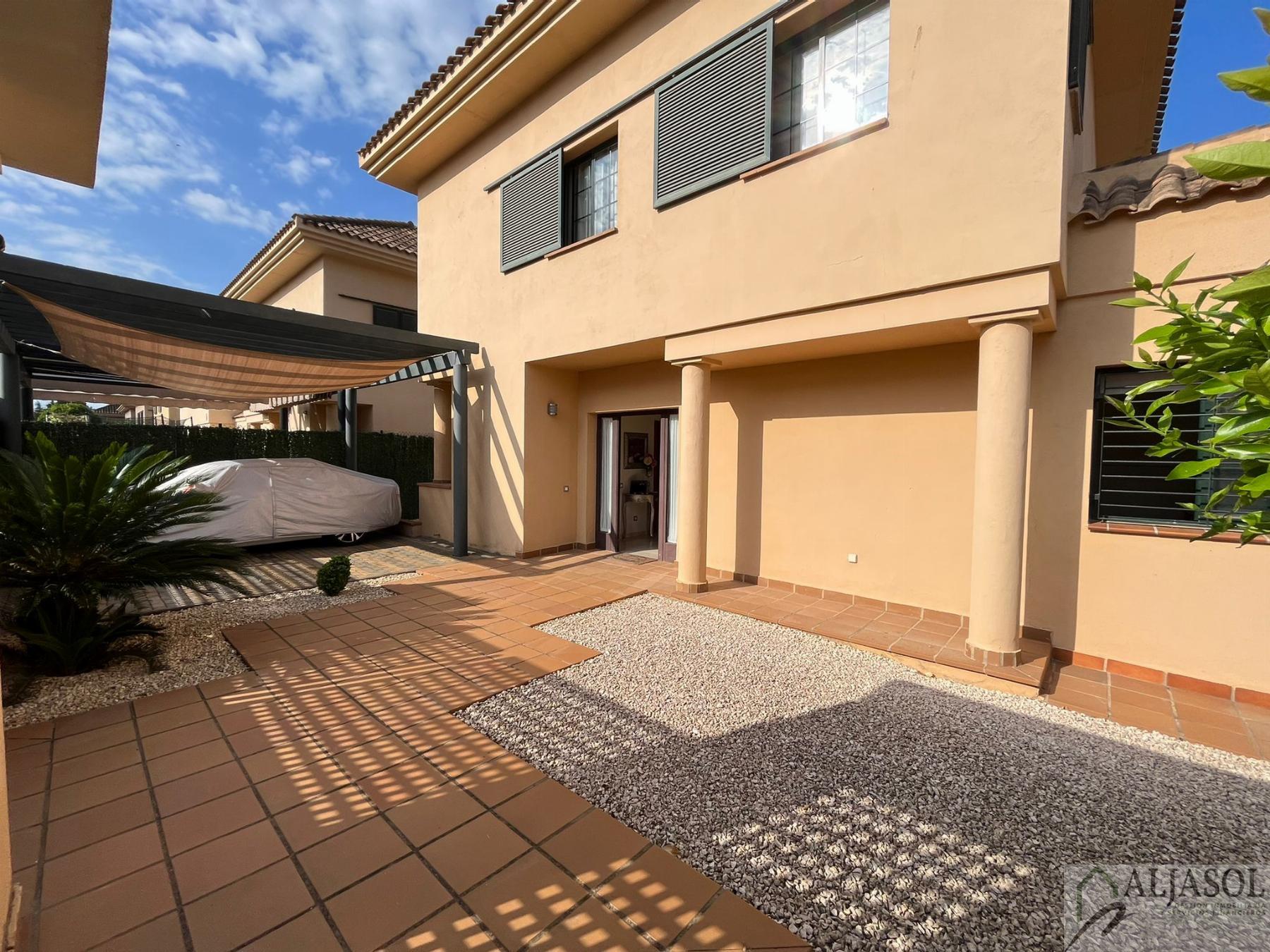 Venta de chalet en Palomares del Río