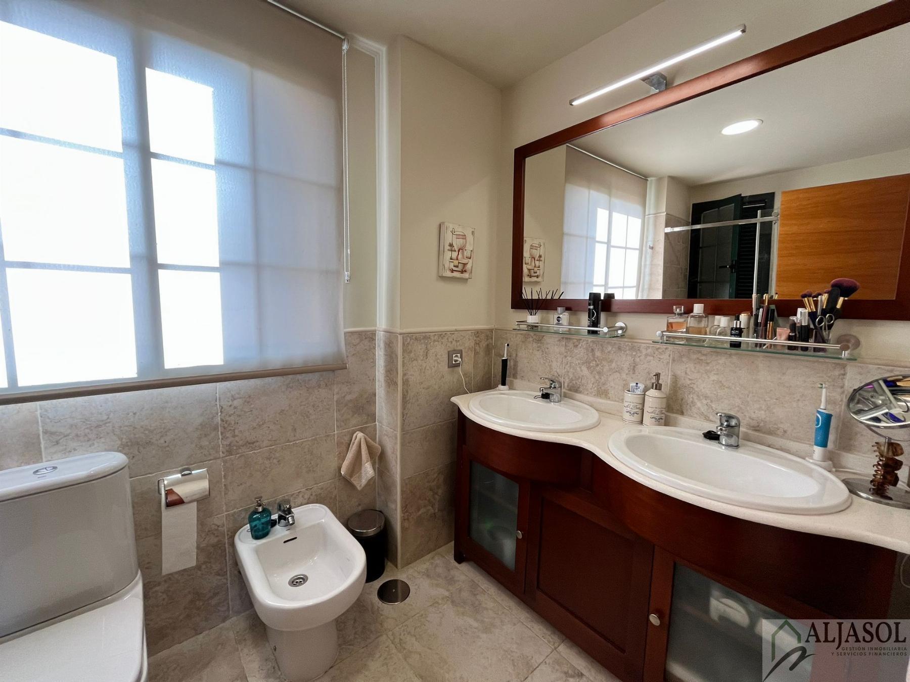 Venta de chalet en Palomares del Río