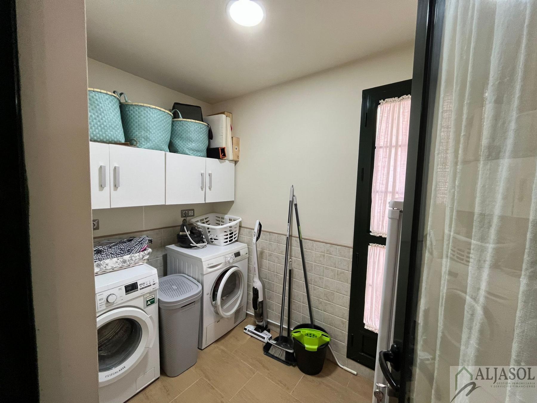Venta de chalet en Palomares del Río