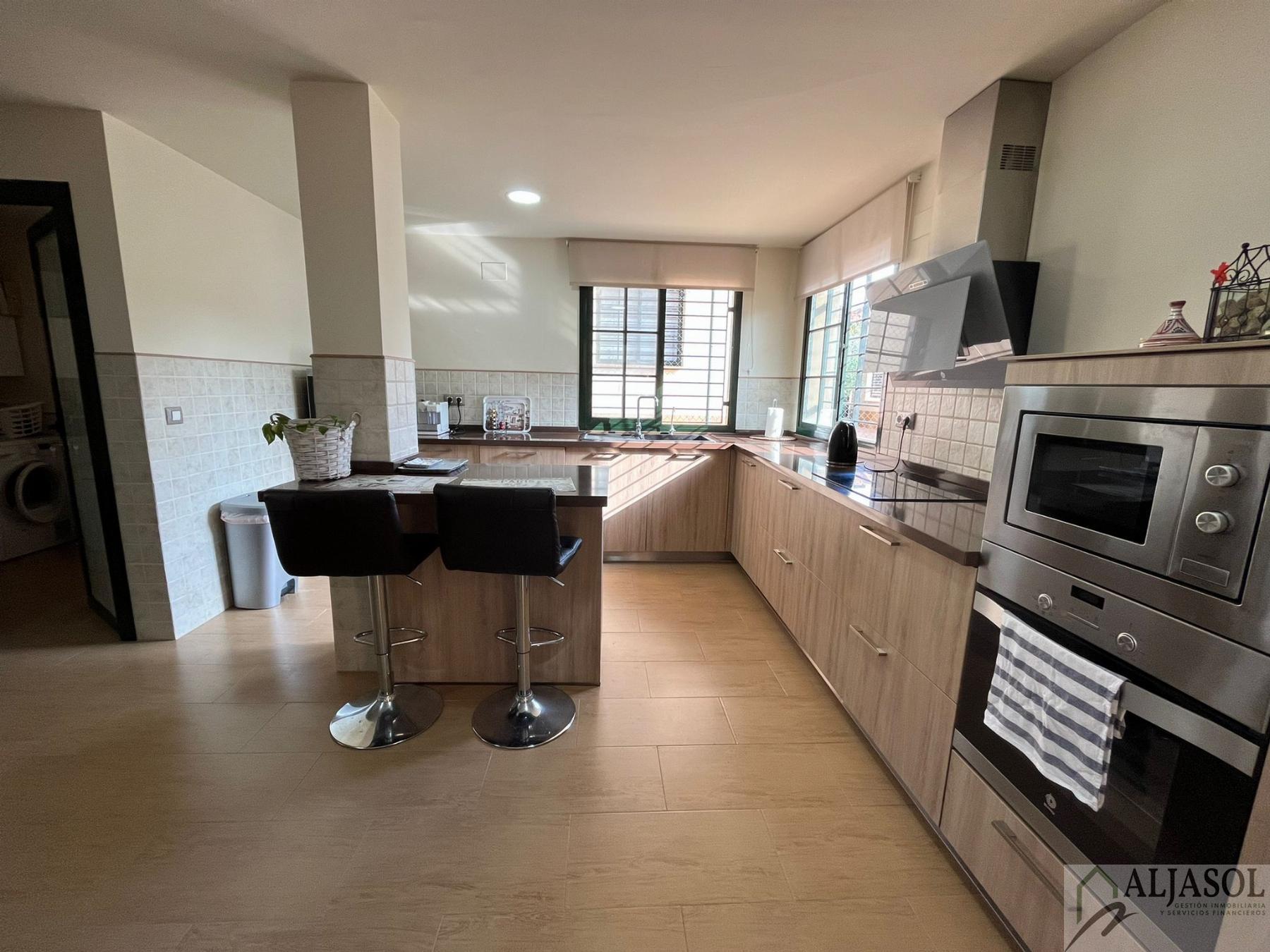 Venta de chalet en Palomares del Río