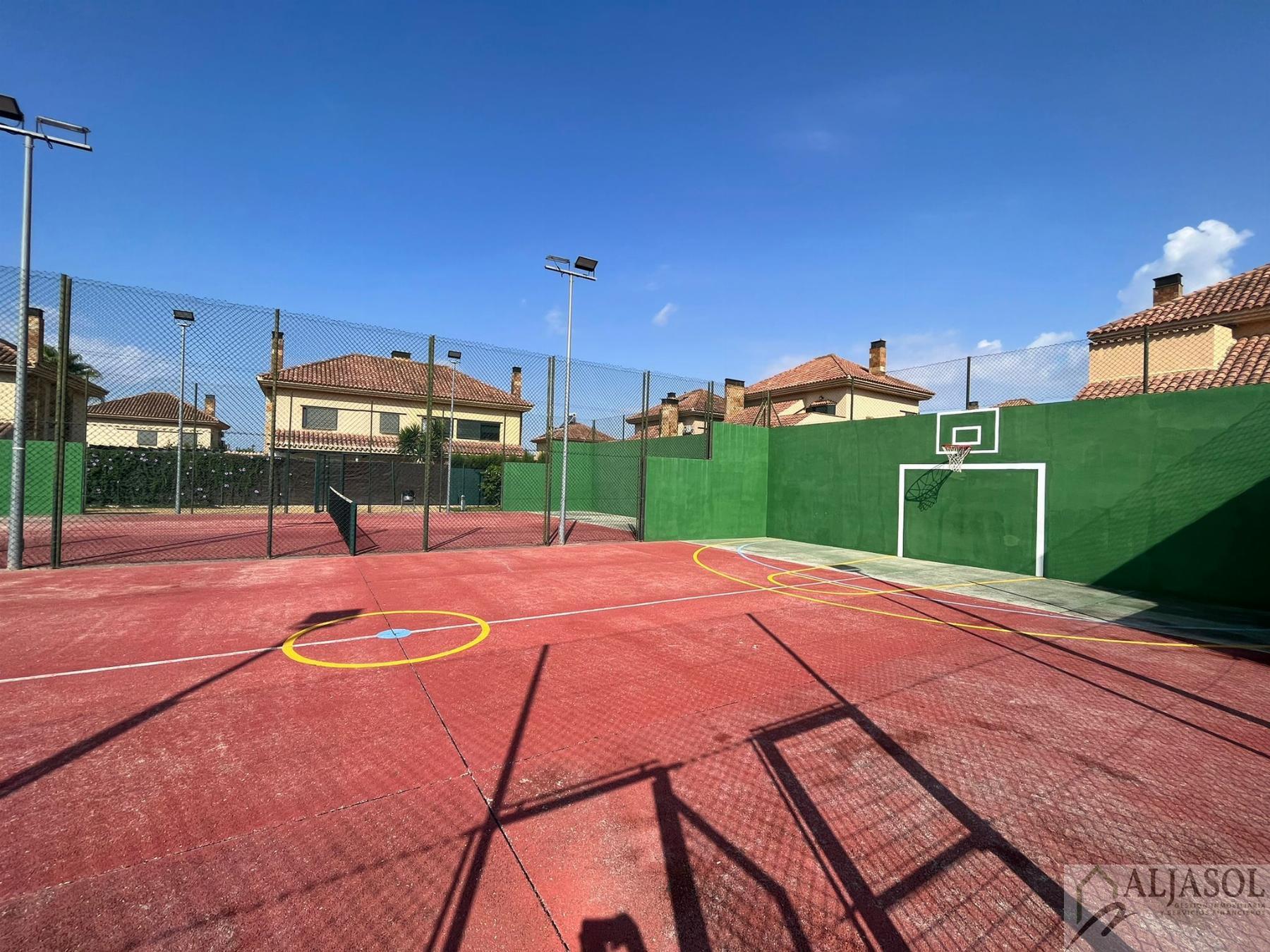 Venta de chalet en Palomares del Río