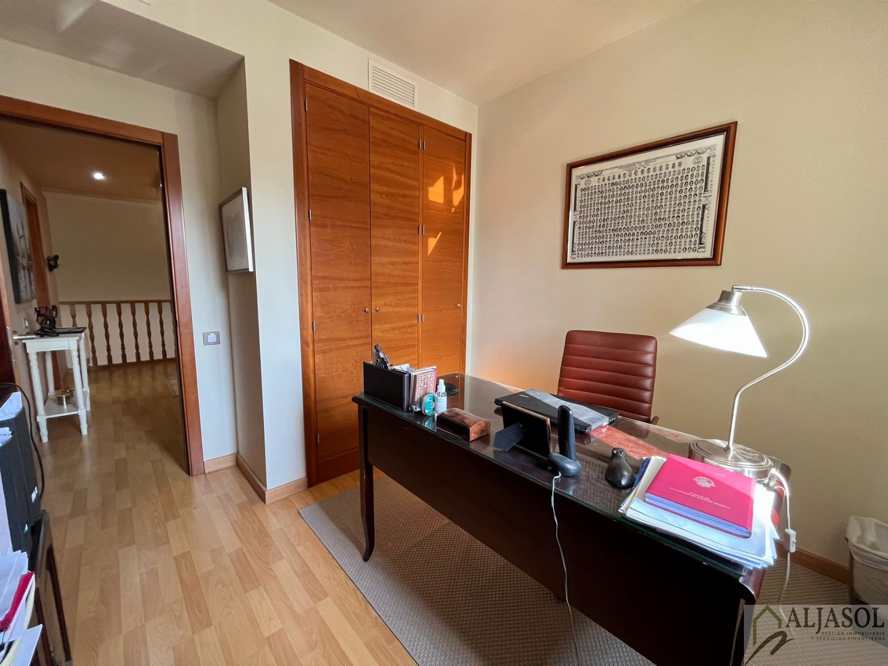 Venta de chalet en Palomares del Río