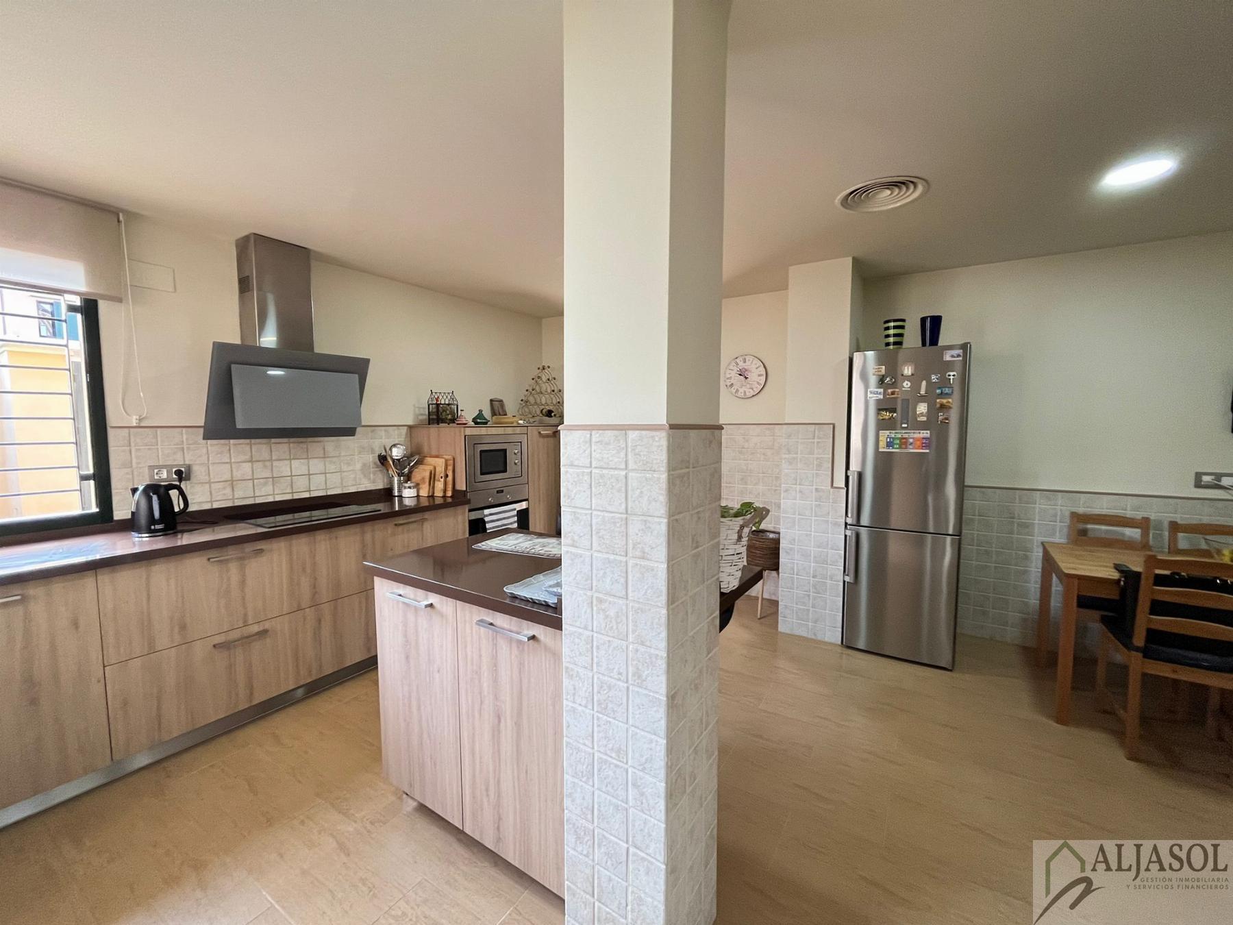 Venta de chalet en Palomares del Río