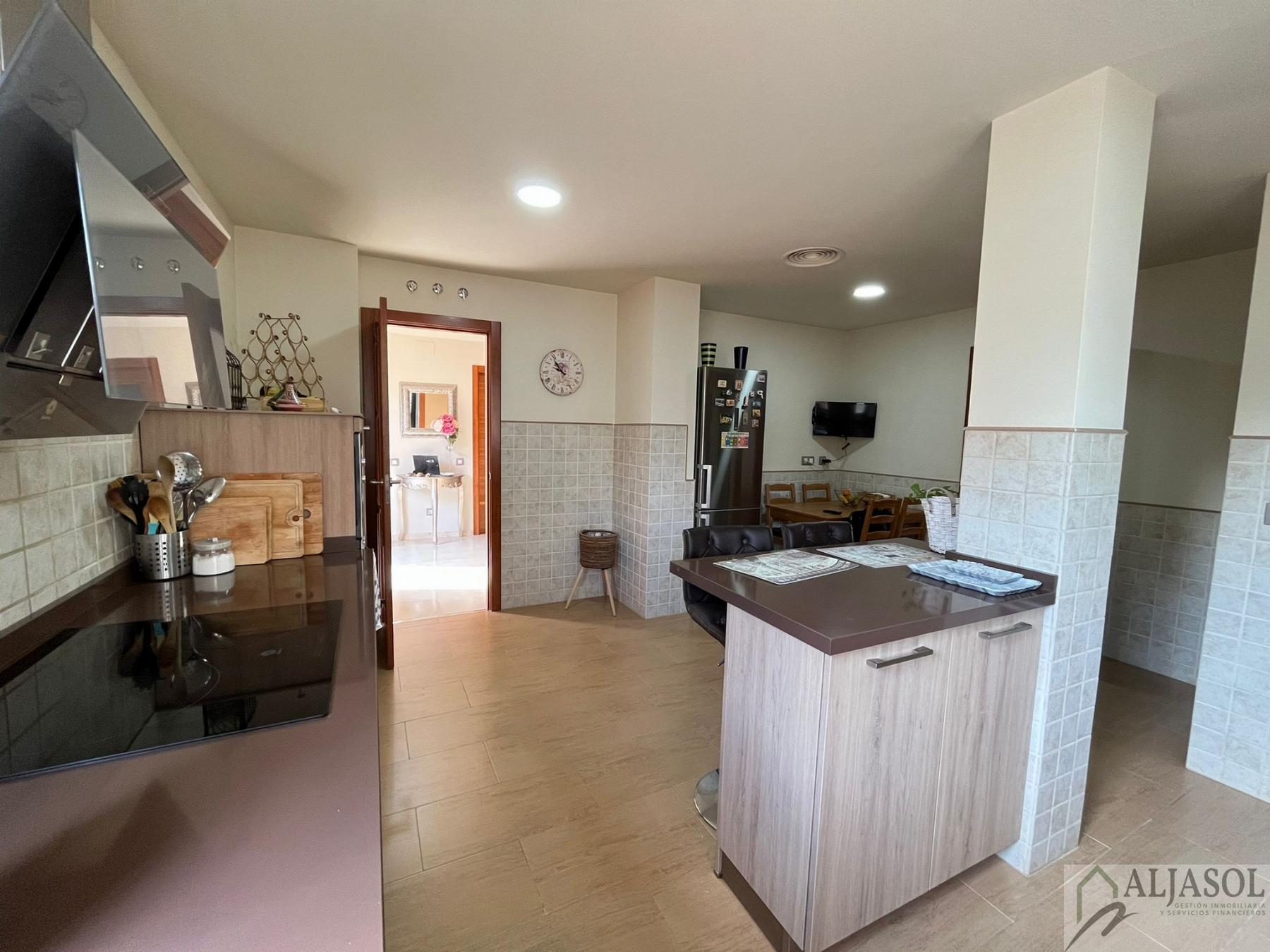 Venta de chalet en Palomares del Río