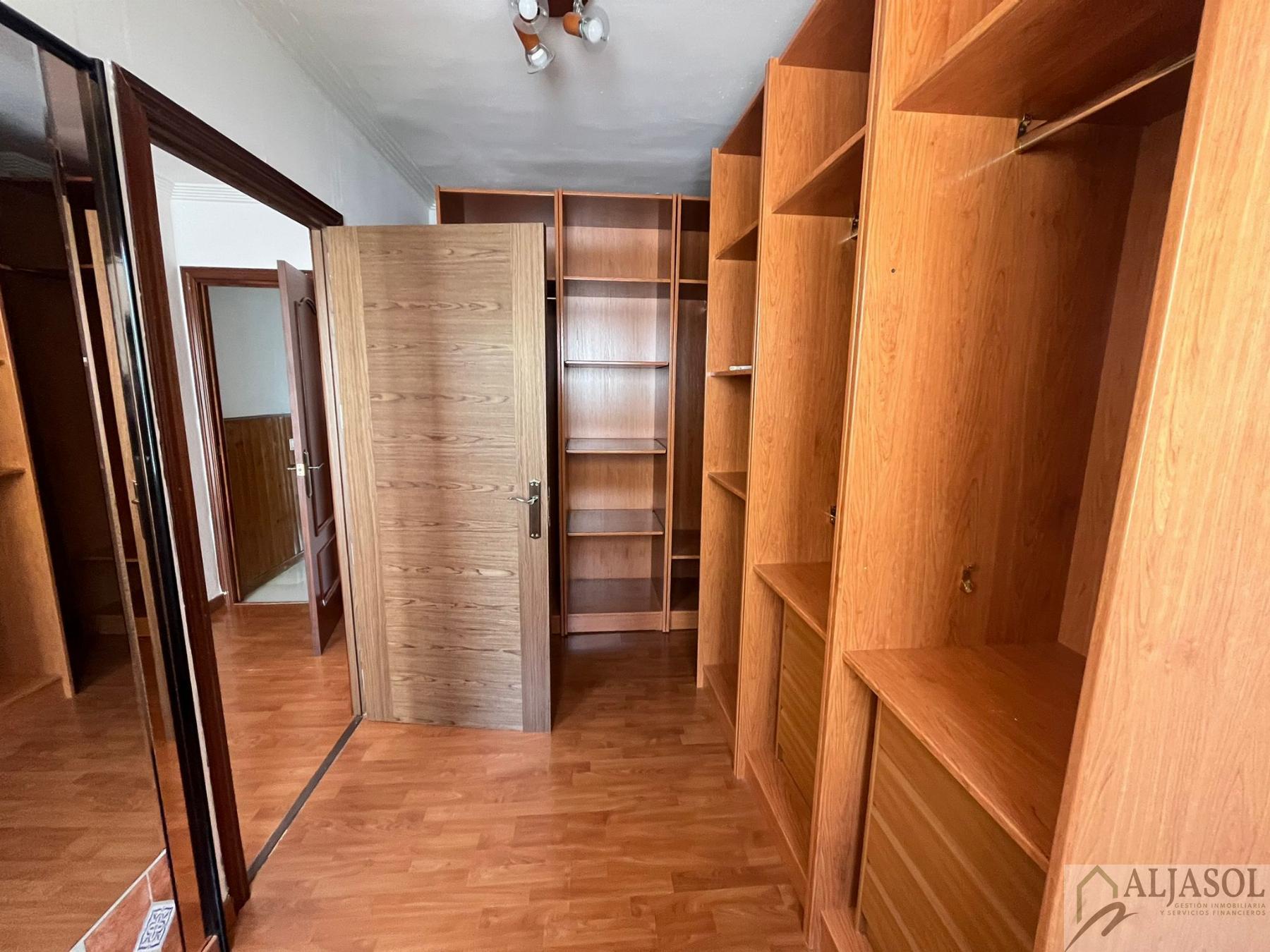 For sale of house in Mairena del Aljarafe