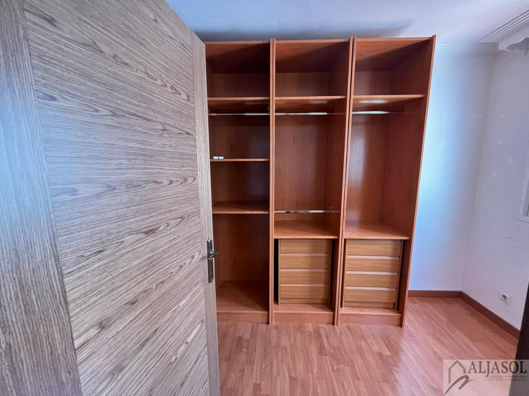 For sale of house in Mairena del Aljarafe