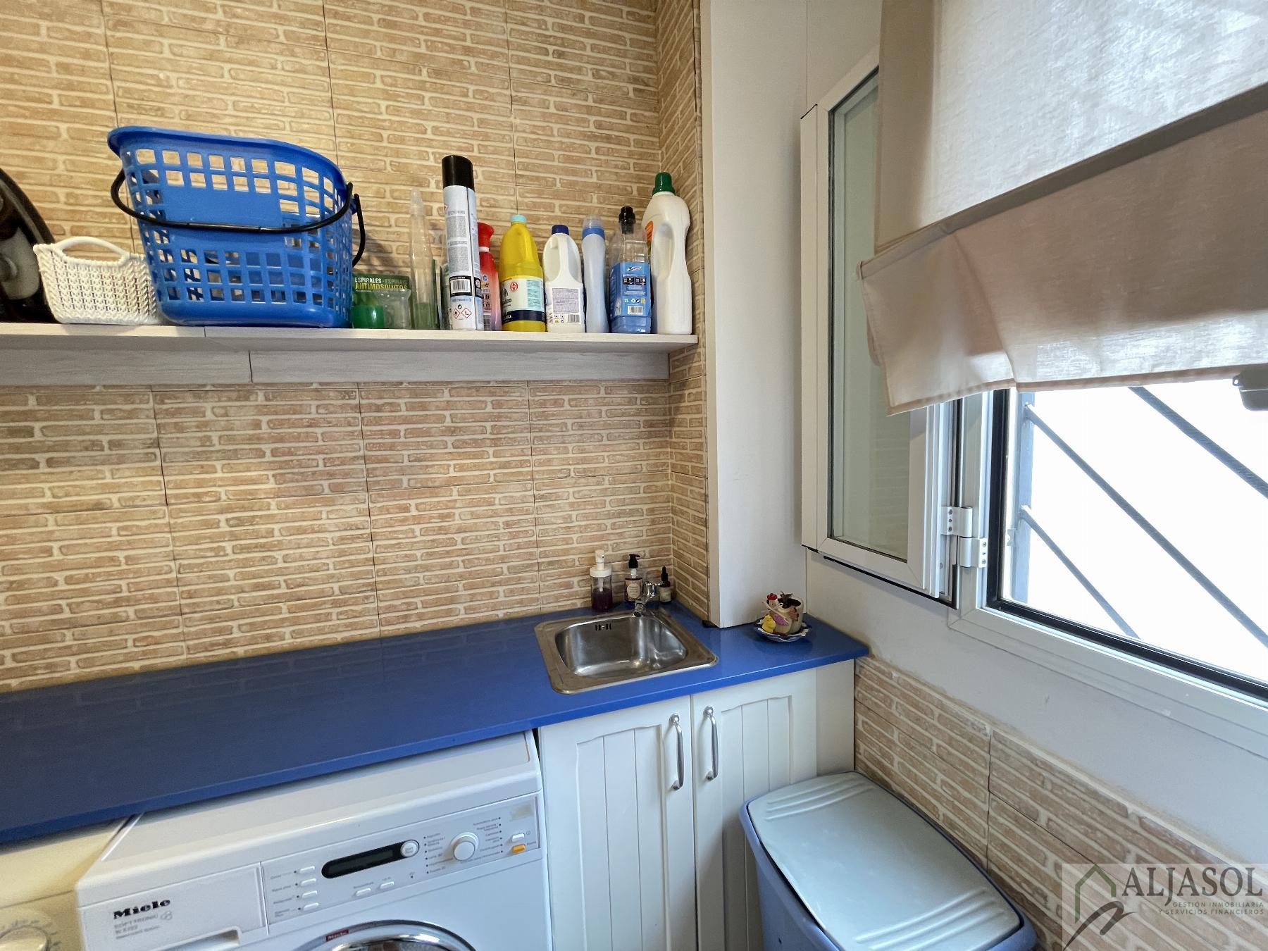 Venta de casa en Castilleja de la Cuesta