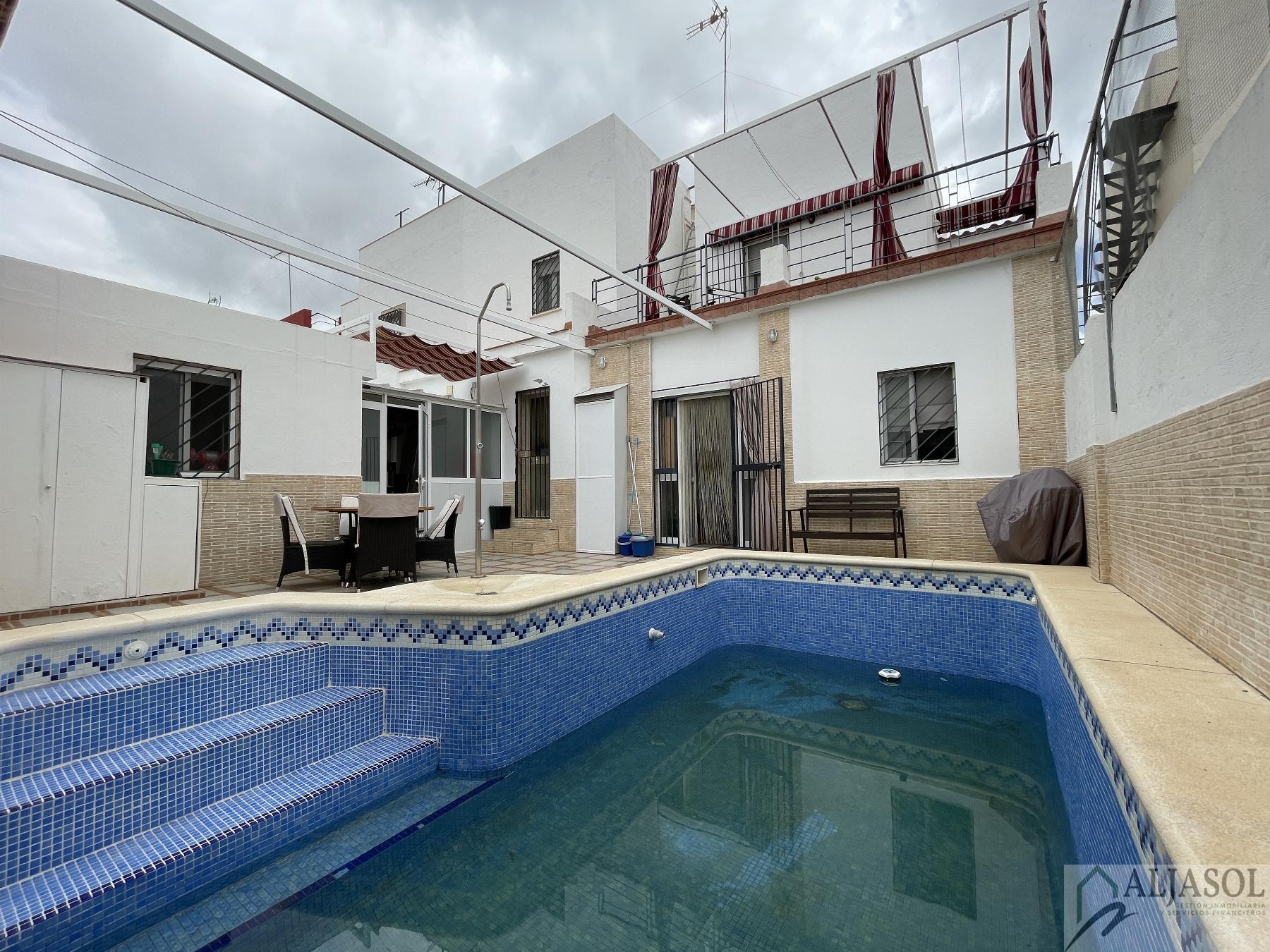 Venta de casa en Castilleja de la Cuesta