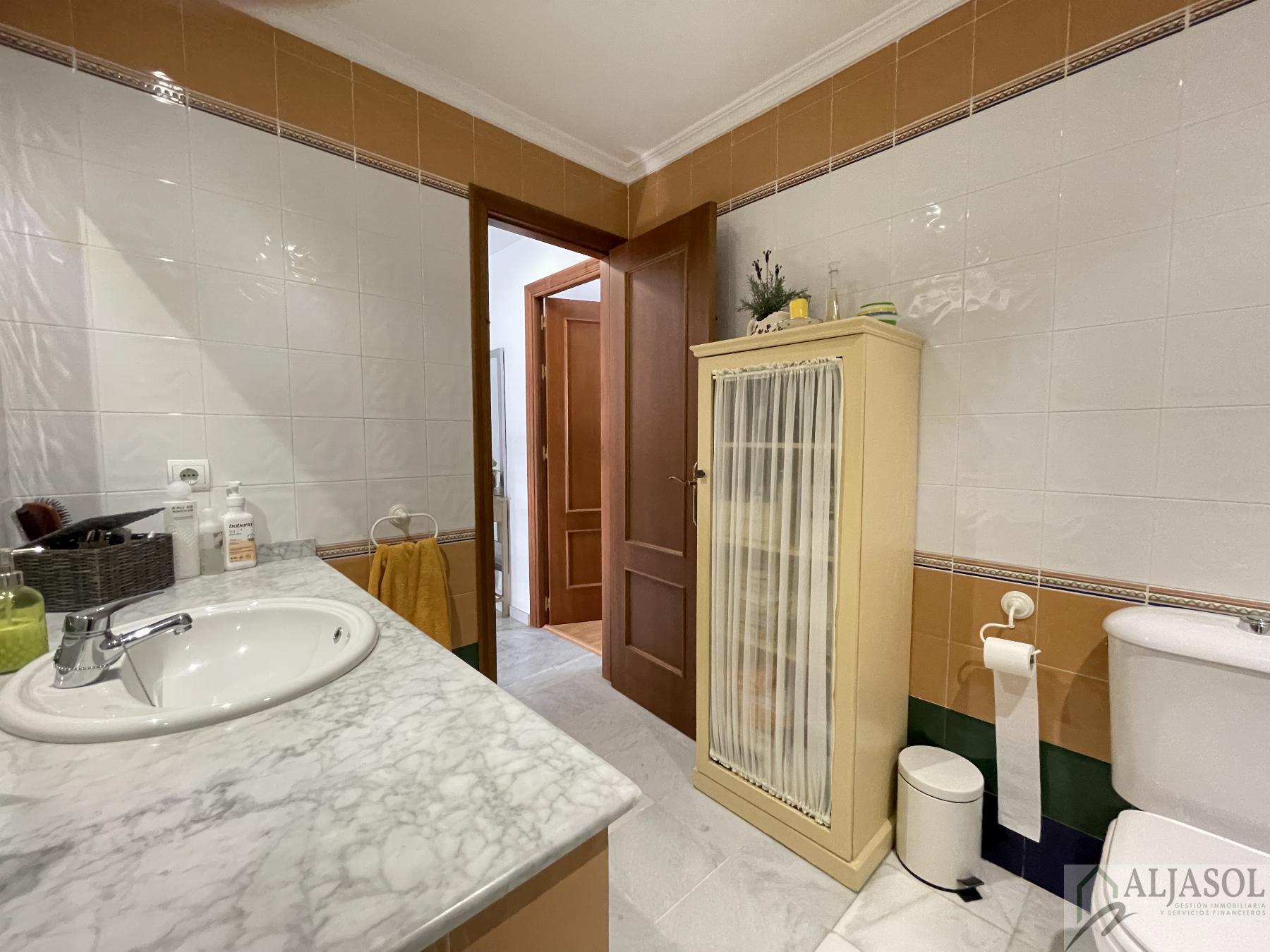 Venta de casa en Castilleja de la Cuesta